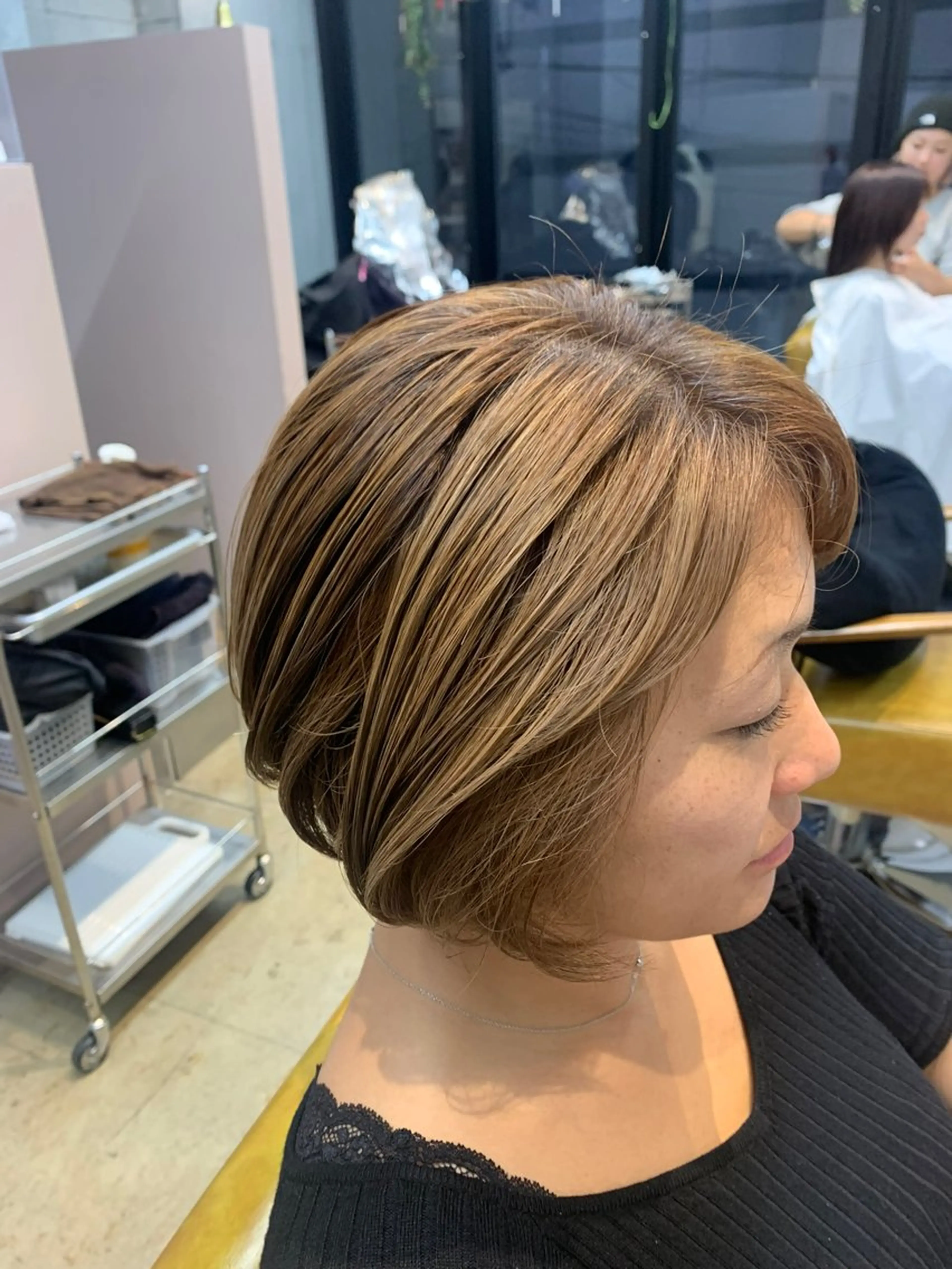 ショート カラー ルーツカラー/ デザインカラー/井川のヘアスタイル