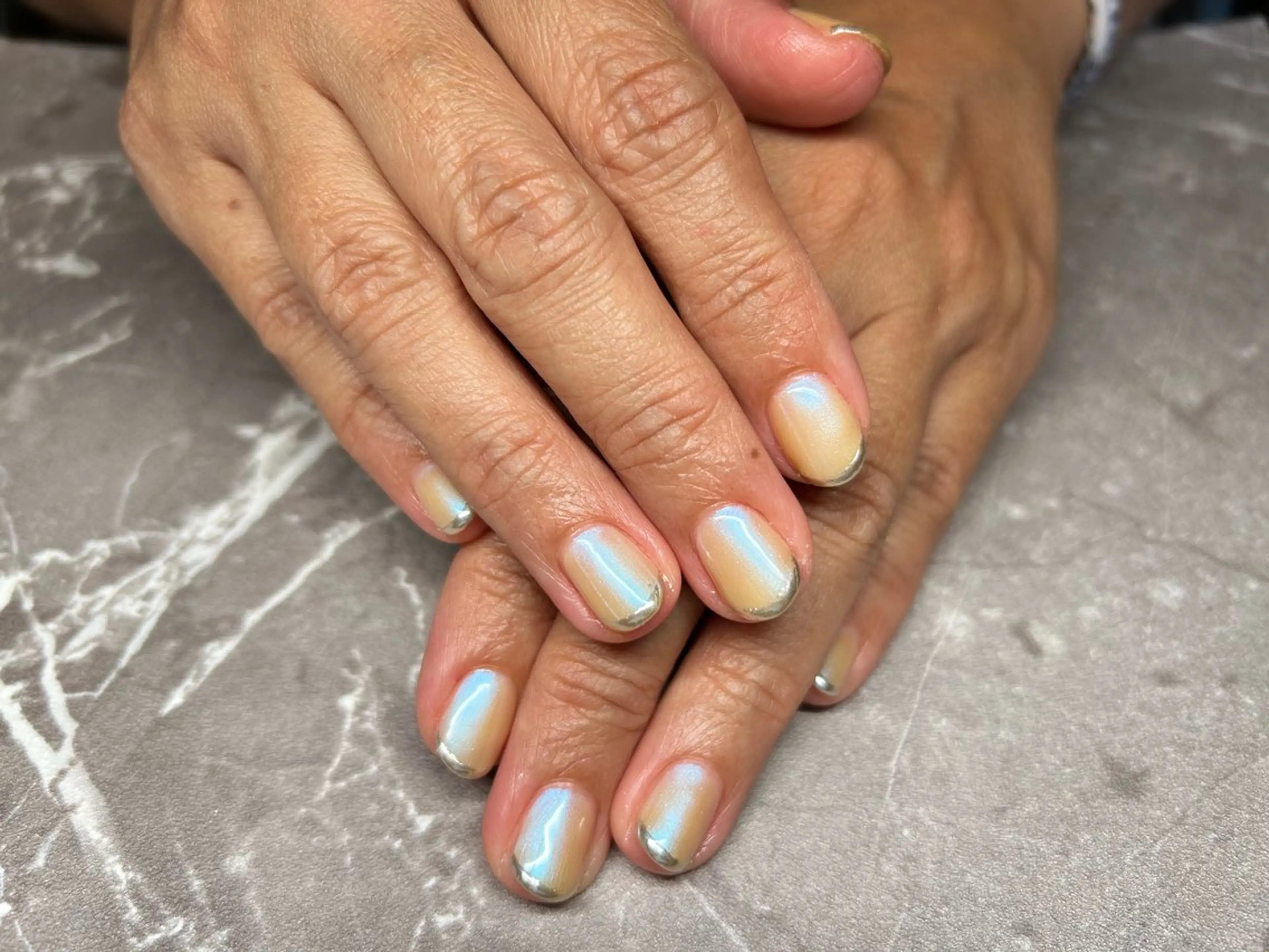 ネイル フレンチネイル ミラーネイル Lisa’s Salonのネイルデザイン