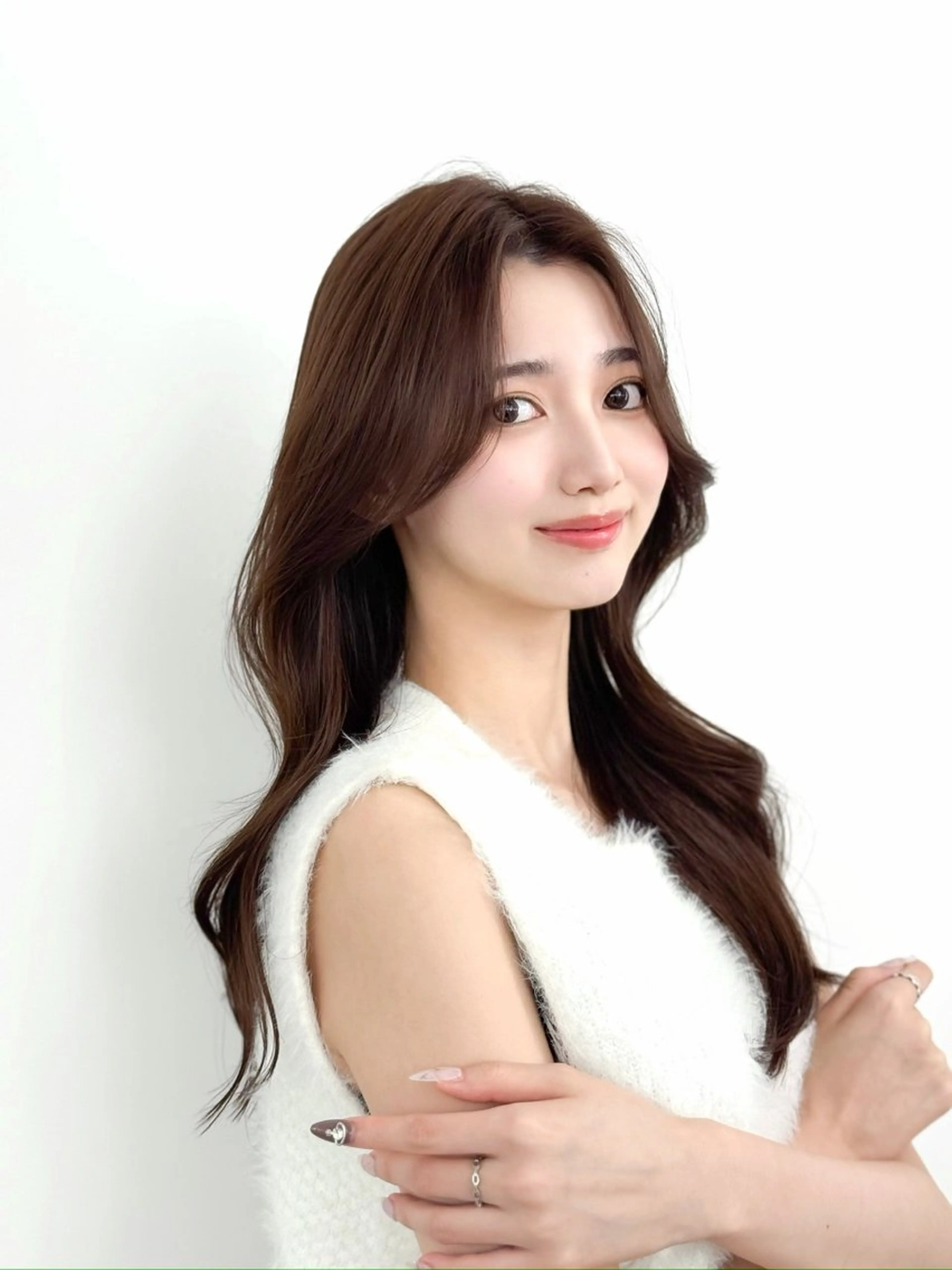 ロング カラー カット ヘアカラー トリートメント 韓国ヘア　紗希 🦋のヘアスタイル