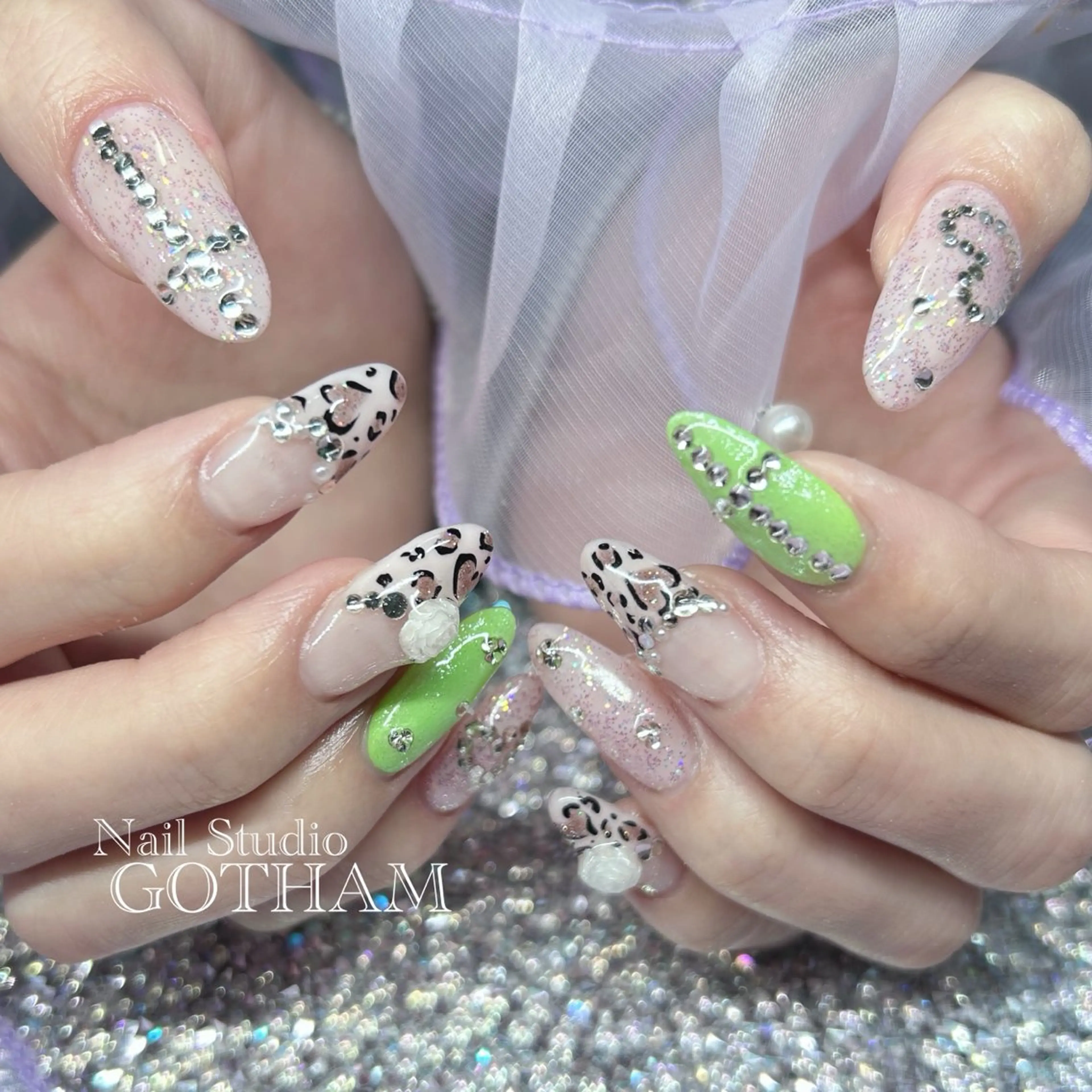 ネイル ハンドネイル Nail Studio GOTHAM所属・高円寺駅からすぐ🌈 ネイルGOTHAMのネイルデザイン