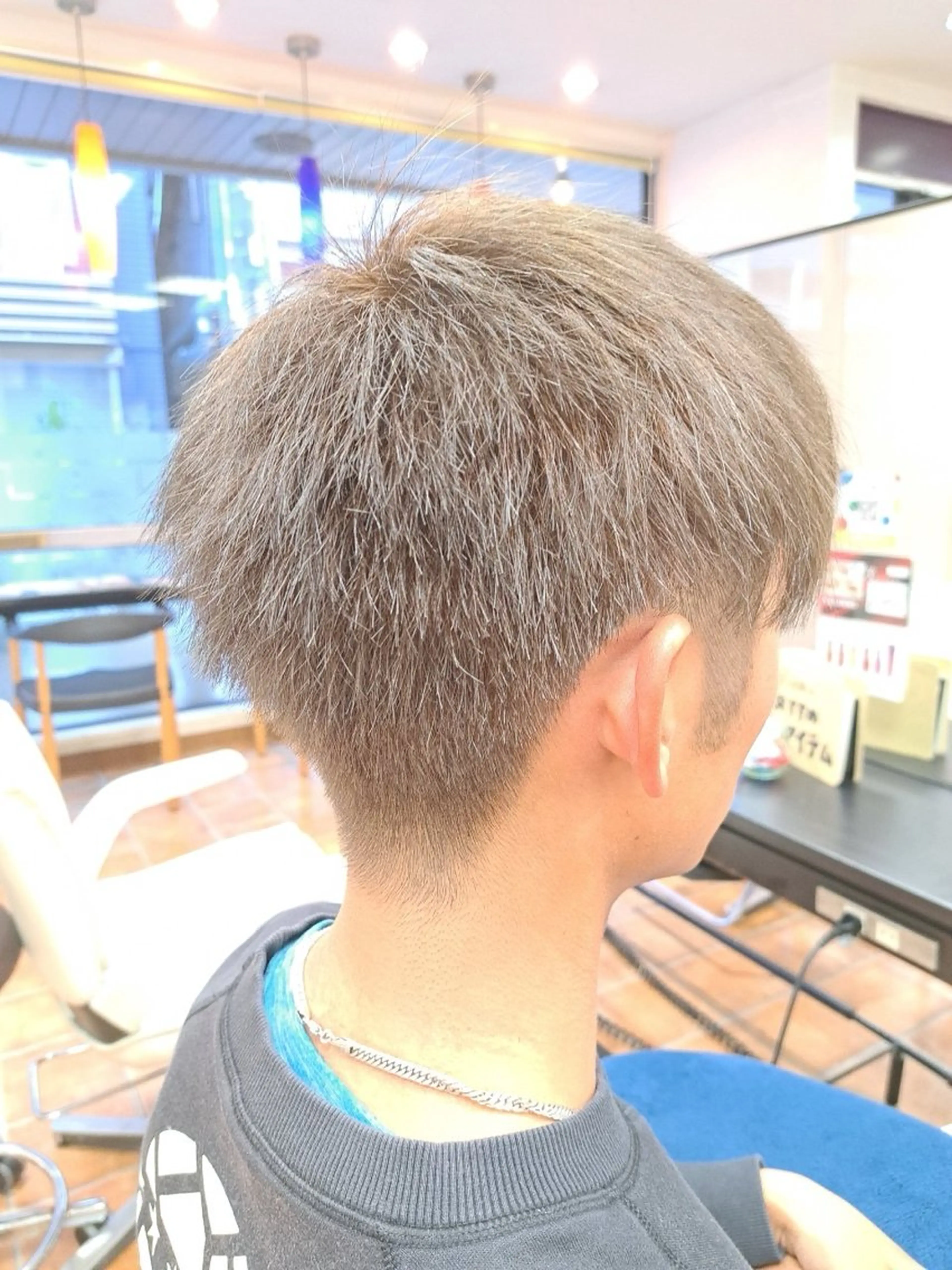 メンズ限定　👨‍🎤Wカラー（ブリーチ+ファッションカラー）★✨期間限定メニュー（カットなし）の写真