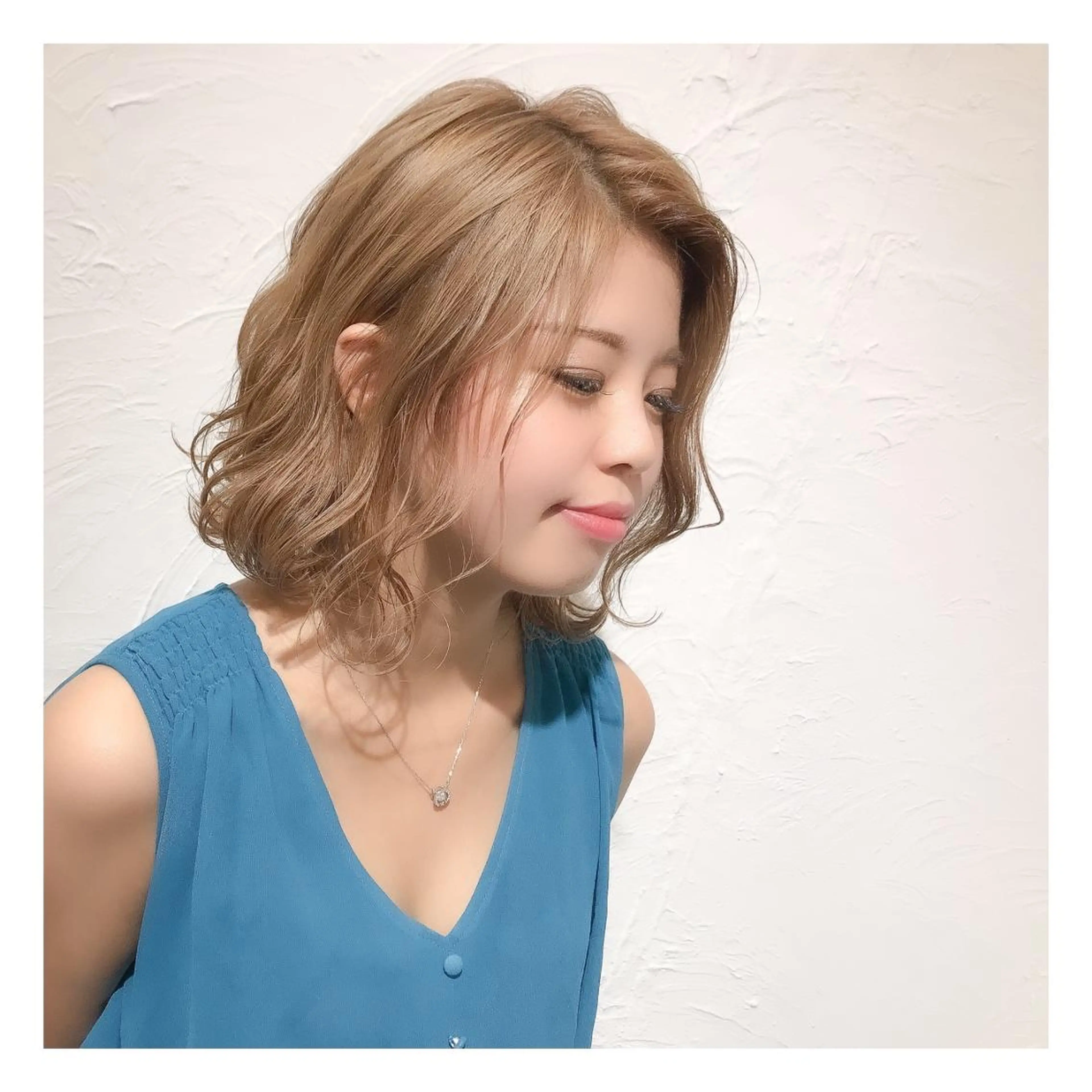 ミディアム カラー beauty: beast 大町店のヘアスタイル