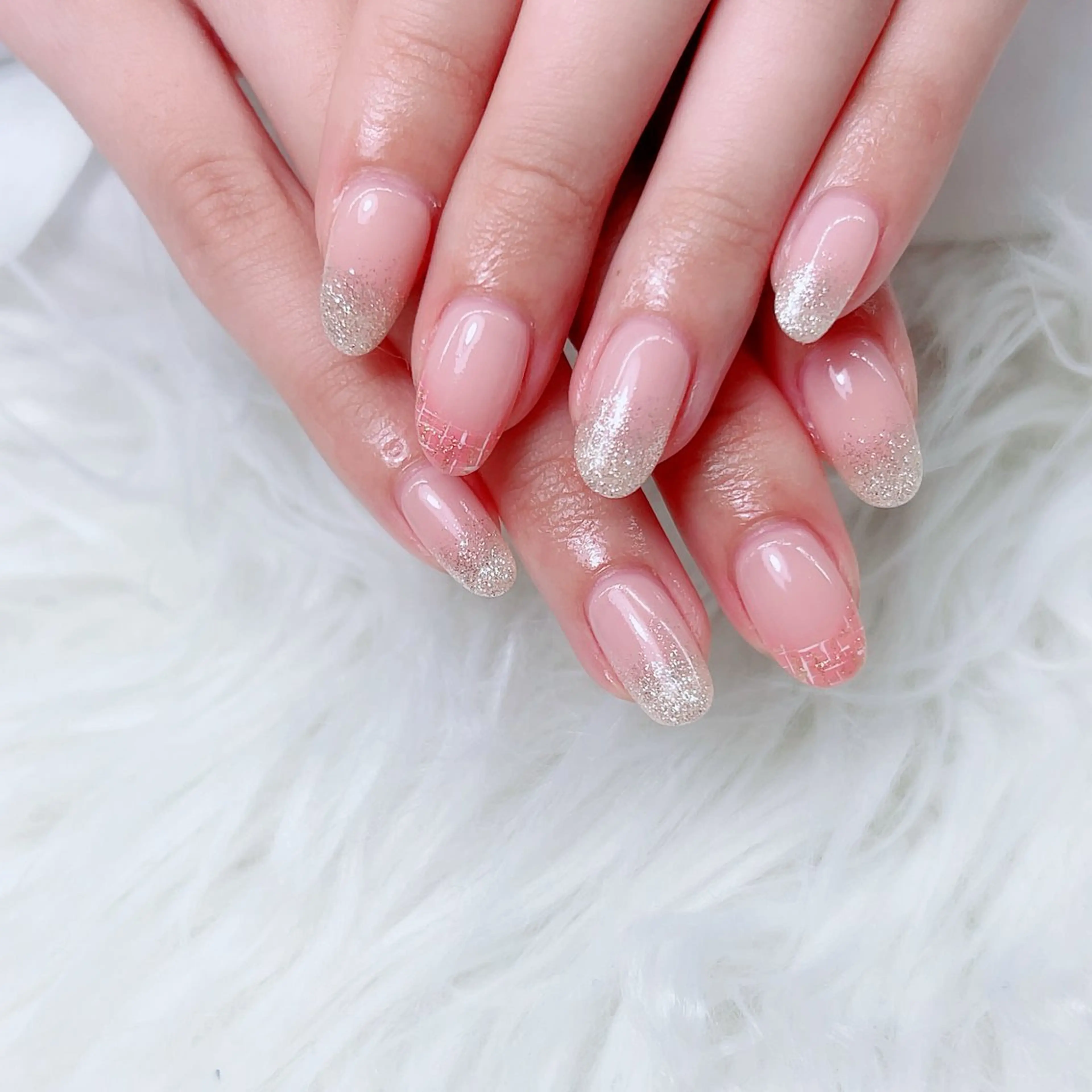 ミディアム ハンドネイル artnailgallery所属・gallery Yumiのネイルデザイン