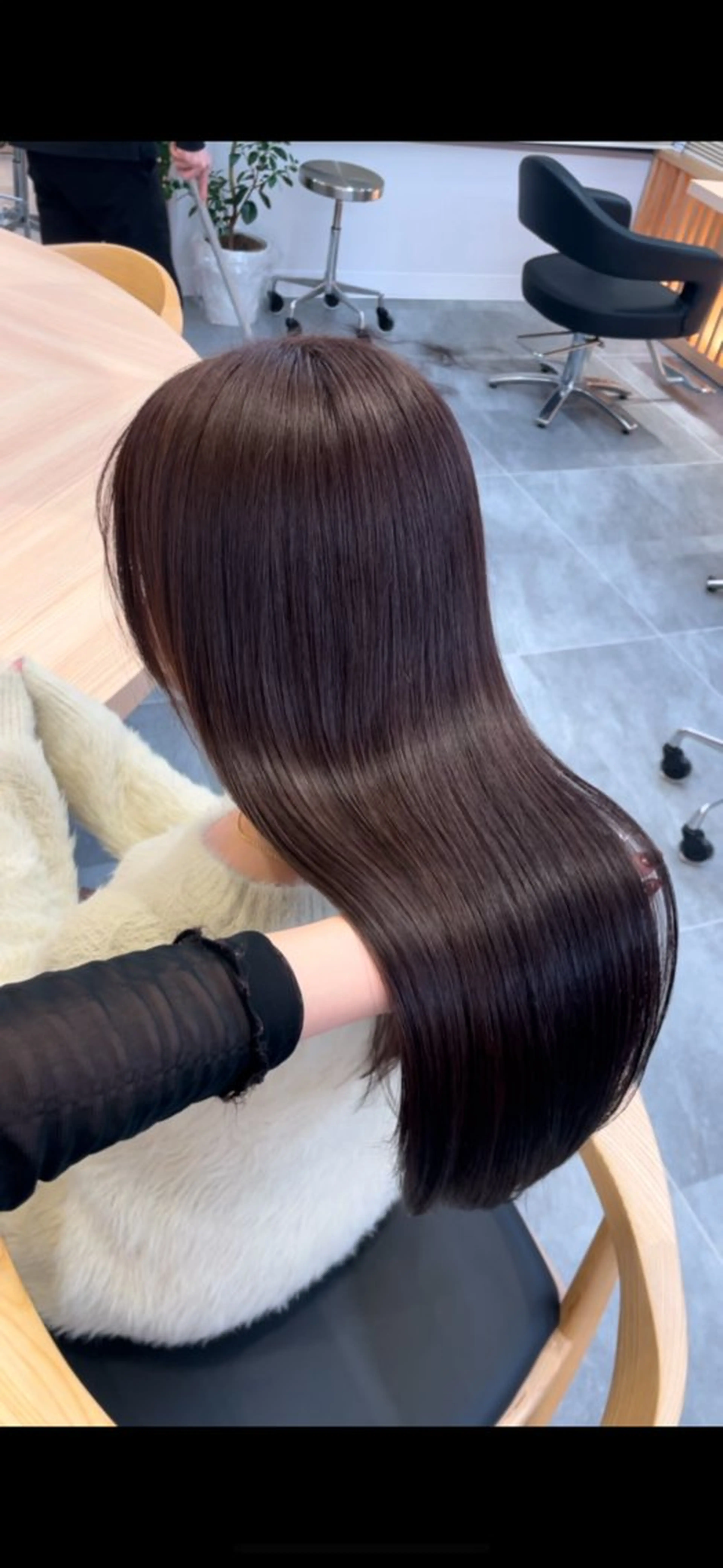 セミロング カラー カット ヘアカラー Ella所属・nana【艶髪】/ レイヤー/縮毛矯正のヘアスタイル