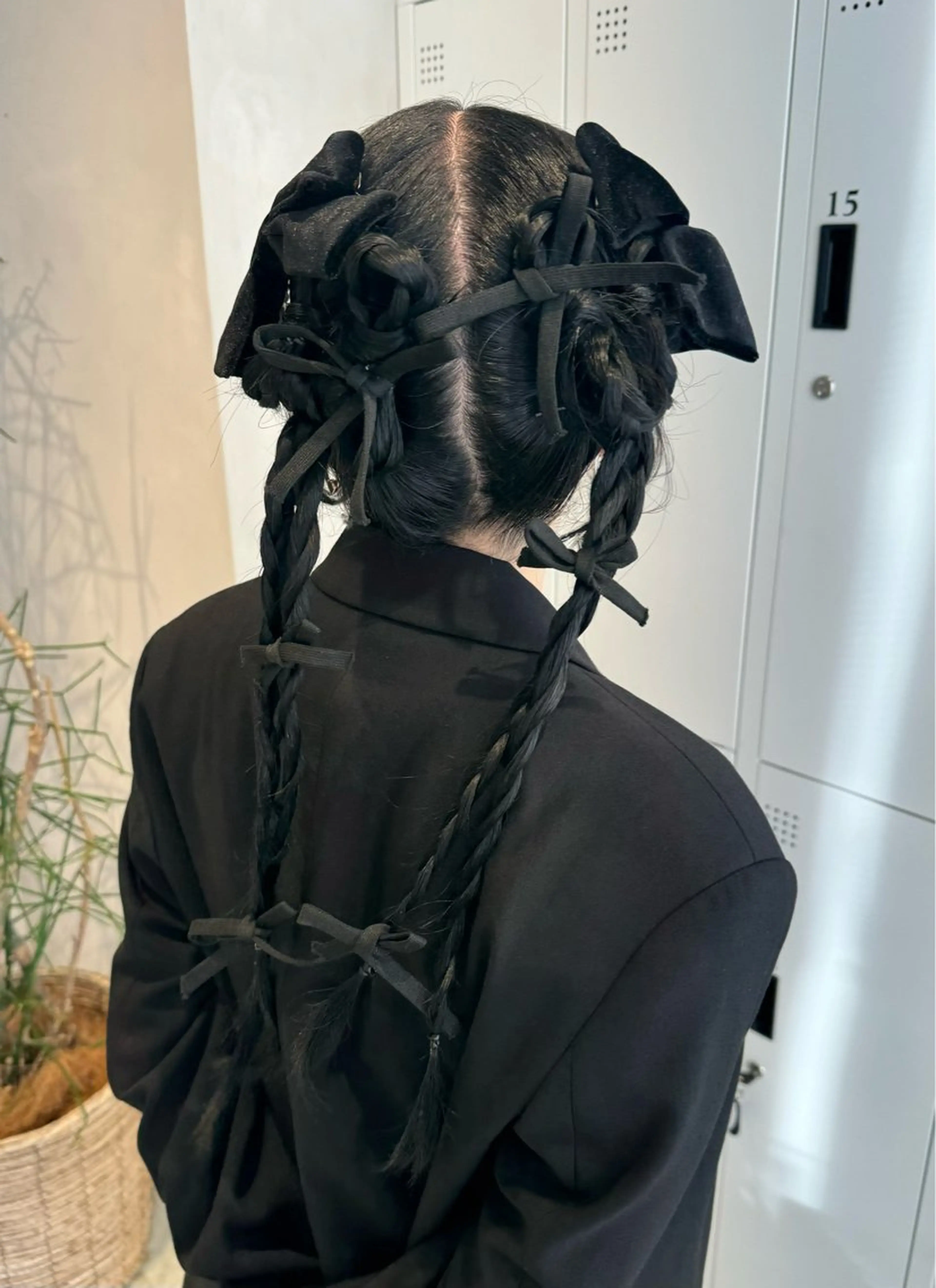 ロング ヘアアレンジ 韓国風ヘア 透明感カラー✨艶髪 制作🌱山根あゆみのヘアスタイル