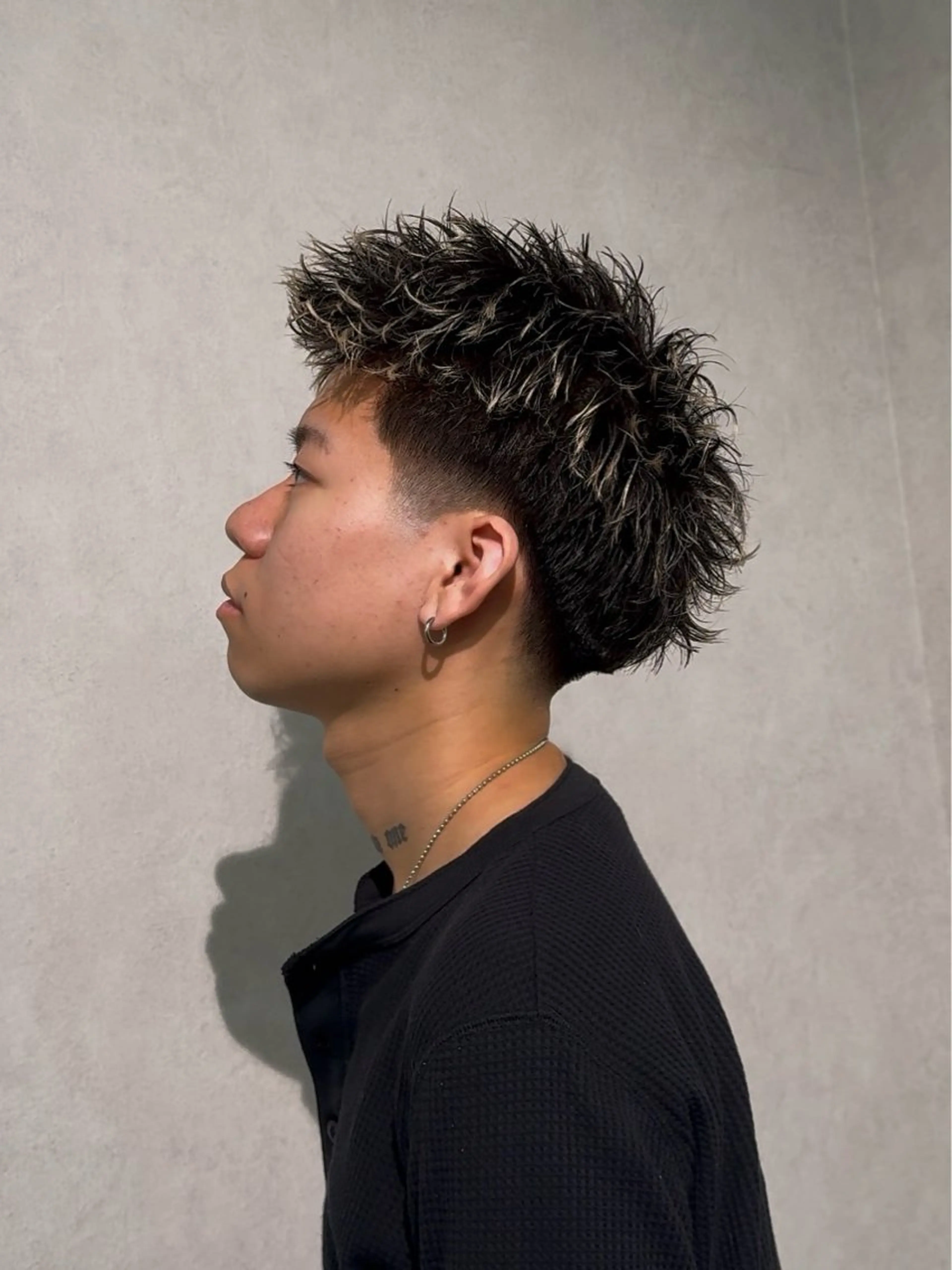 ショート パーマ メンズ フェードカット スパイキーショート 伸ばしかけ ショートヘア X メンズ特化/ 中村郁人のヘアスタイル