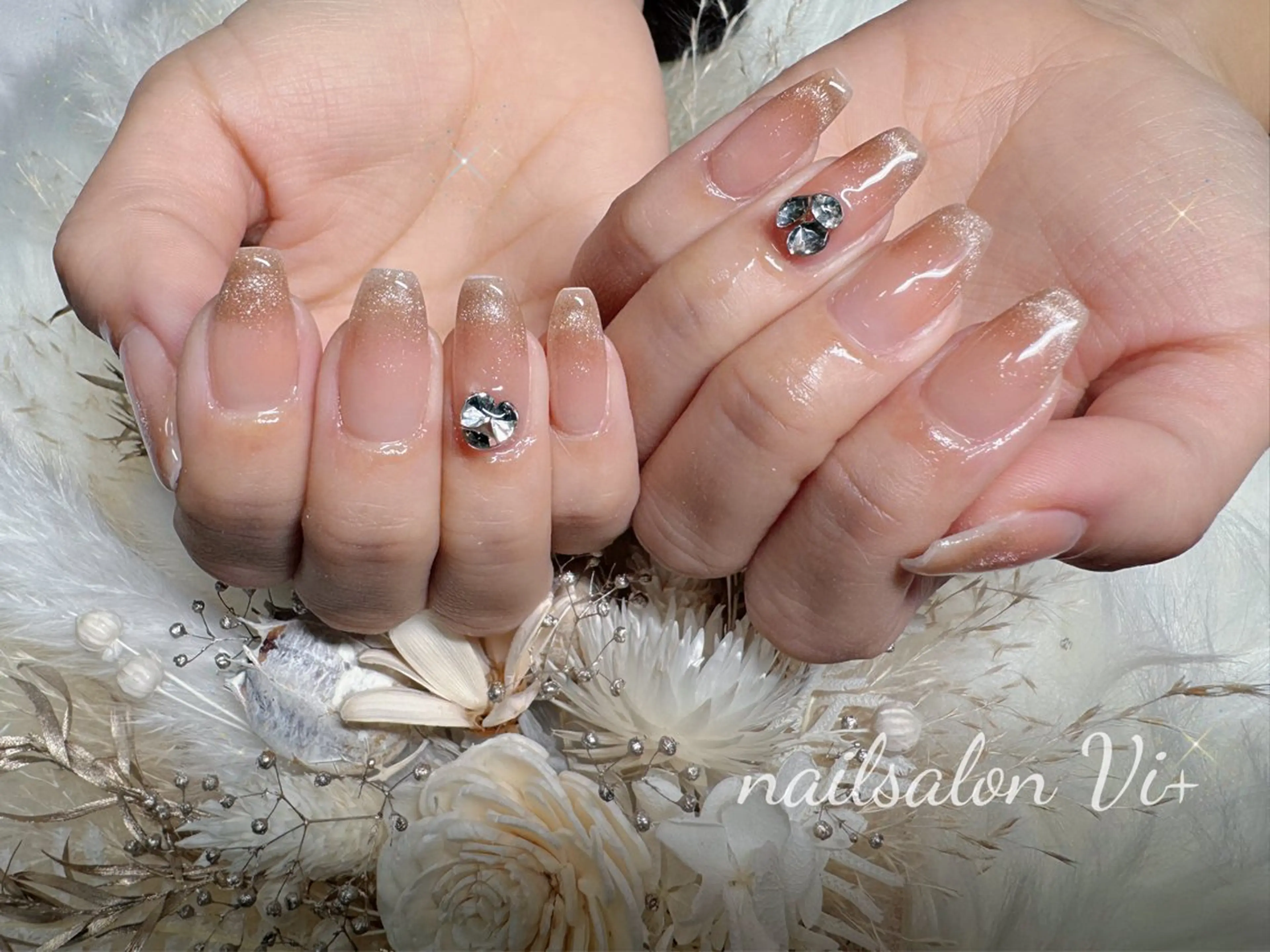 ネイル ハンドネイル ✨Nailsalon Vi+✨のネイルデザイン