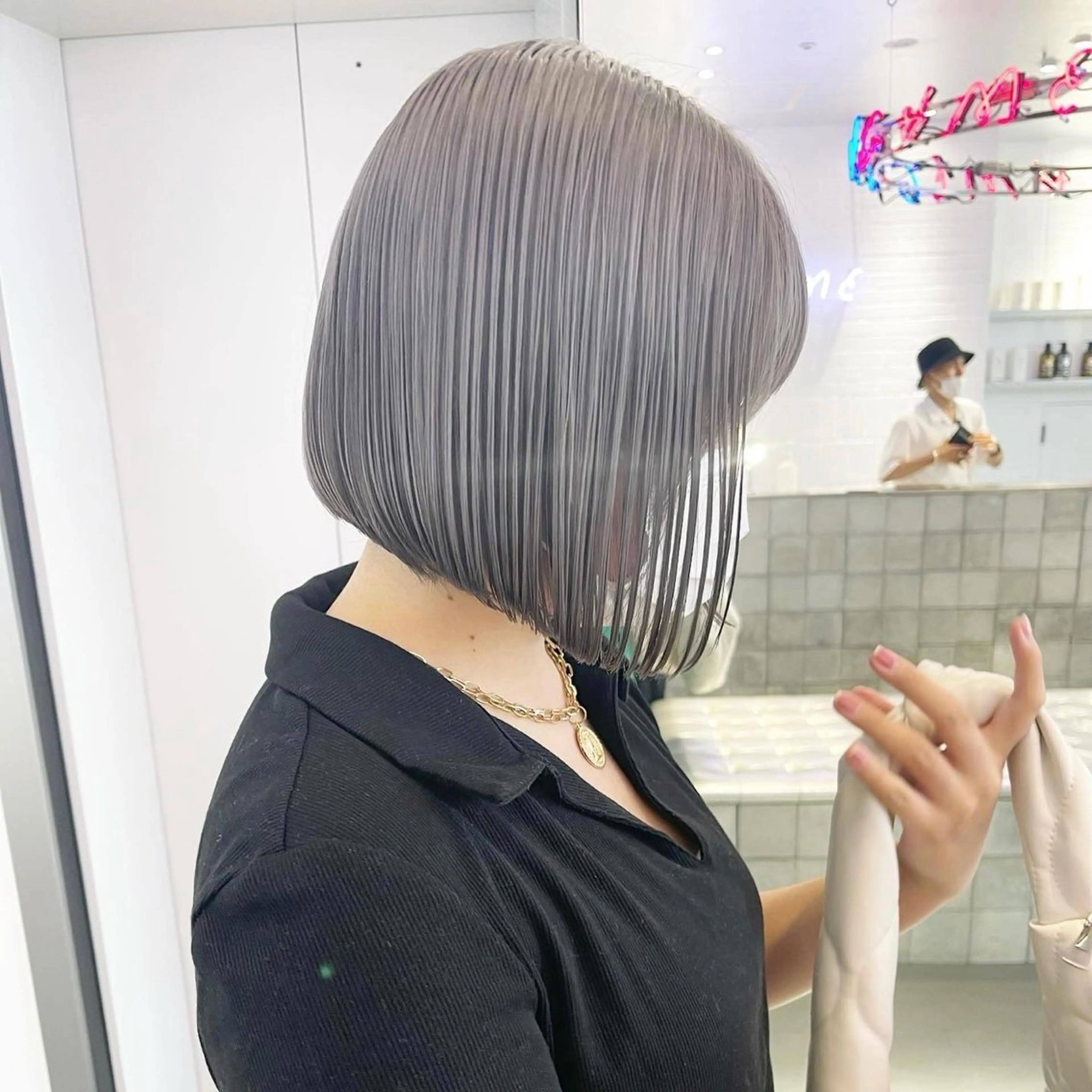 ショート カラー ヘアカラー トリートメント ヘッドスパ ヘアセット 🍎ダブルカラー/ ショートボブ🍎リオのヘアスタイル