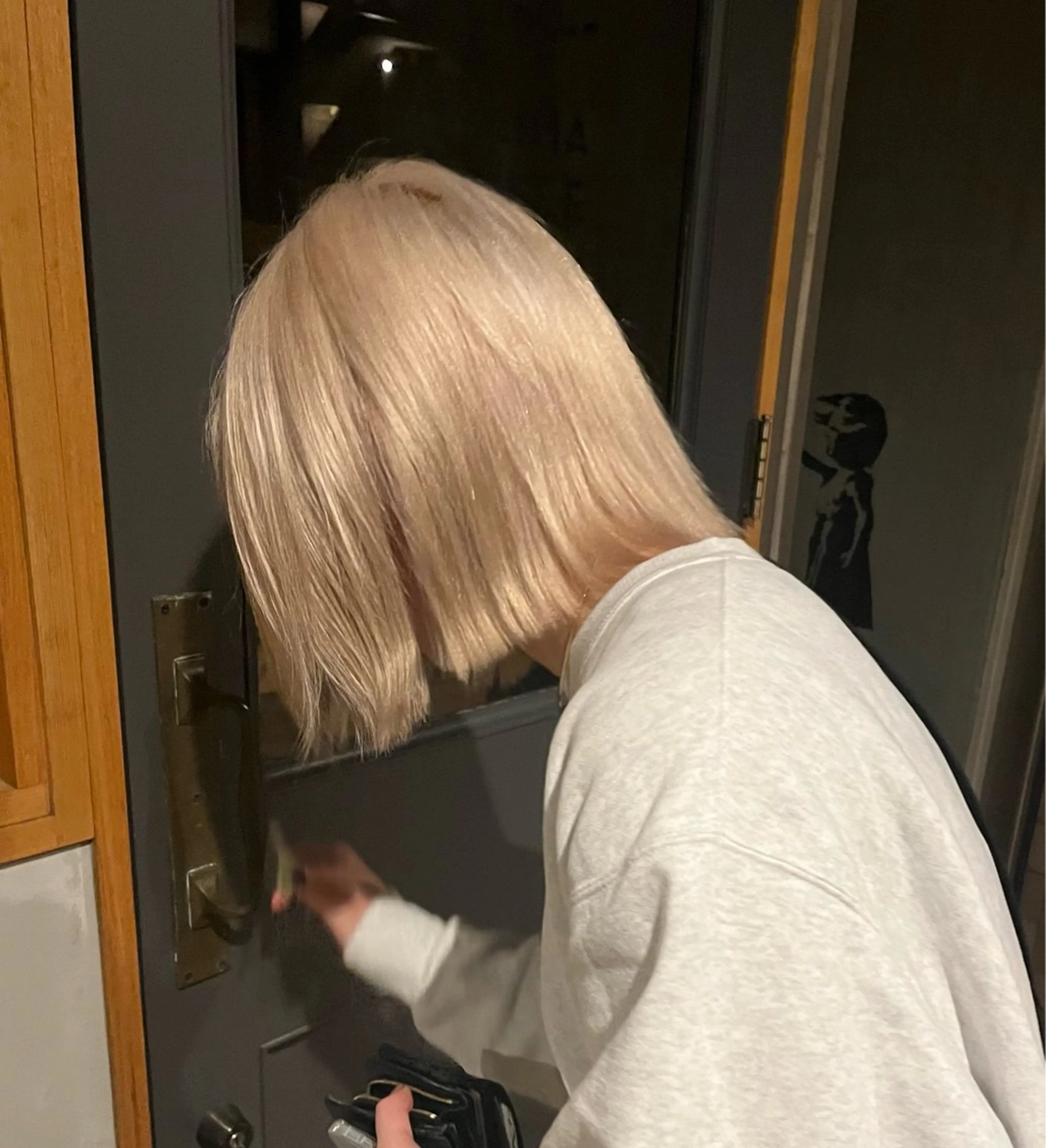 ミディアム カット ヘアカラー トリートメント あやか/ベージュ /透け感カラーのヘアスタイル