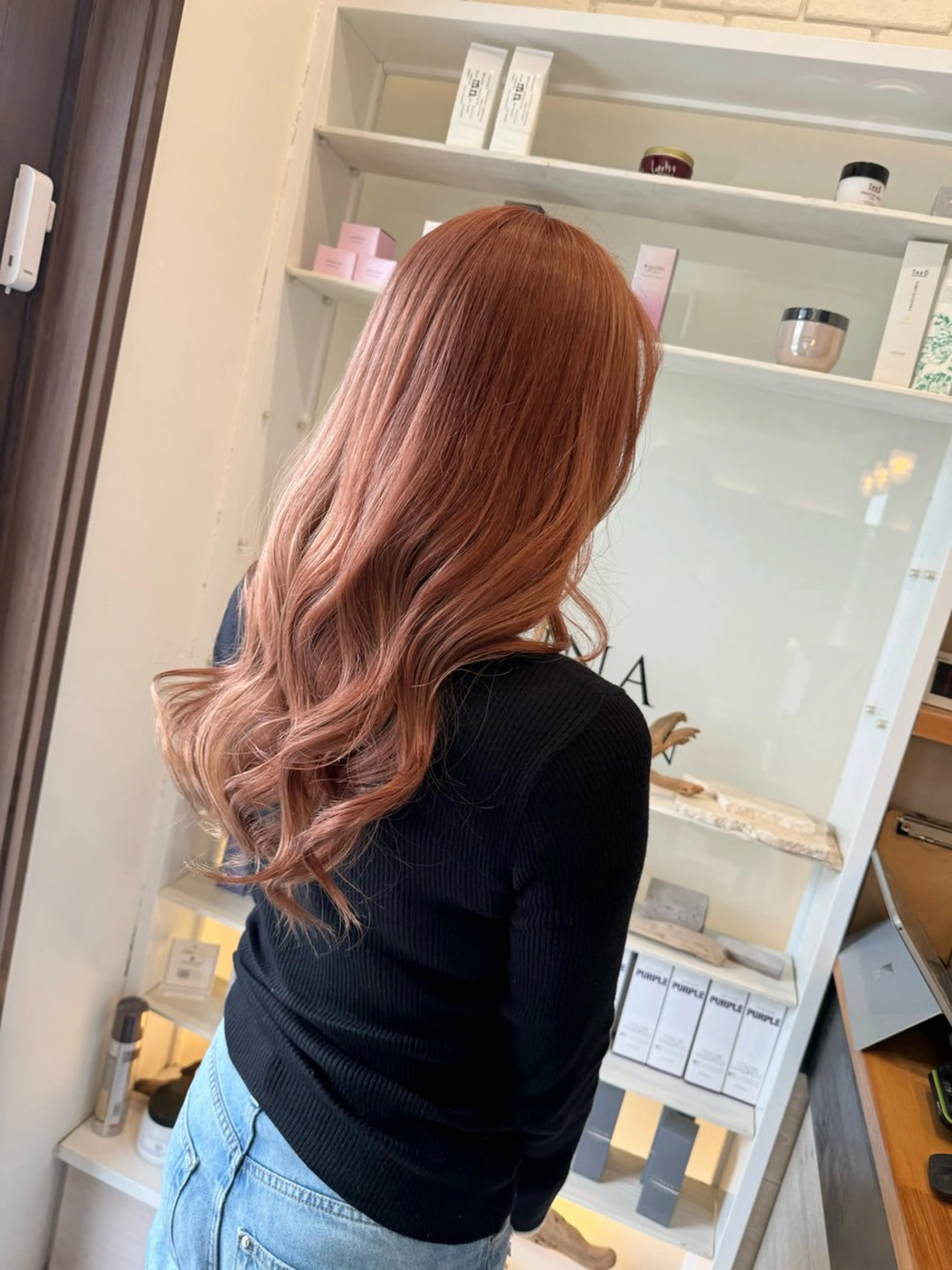 ロング ヘアカラー アルーナビューティデザイン所属・鈴木 妃帆未のヘアスタイル