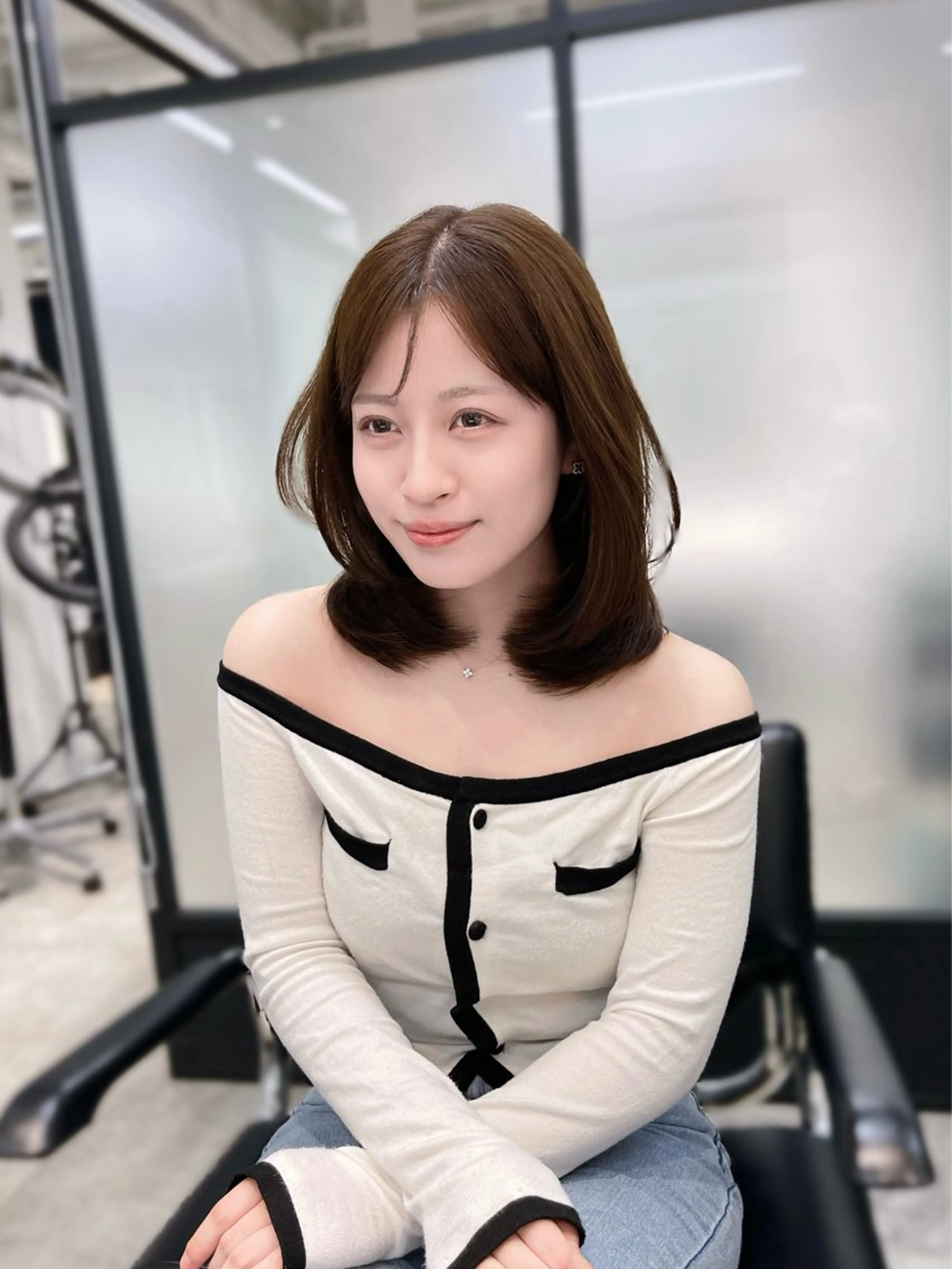 セミロング 韓国風ヘア レイヤーカット カット トリートメント 韓国レイヤーカット 髪質改善▫️水野有真のヘアスタイル