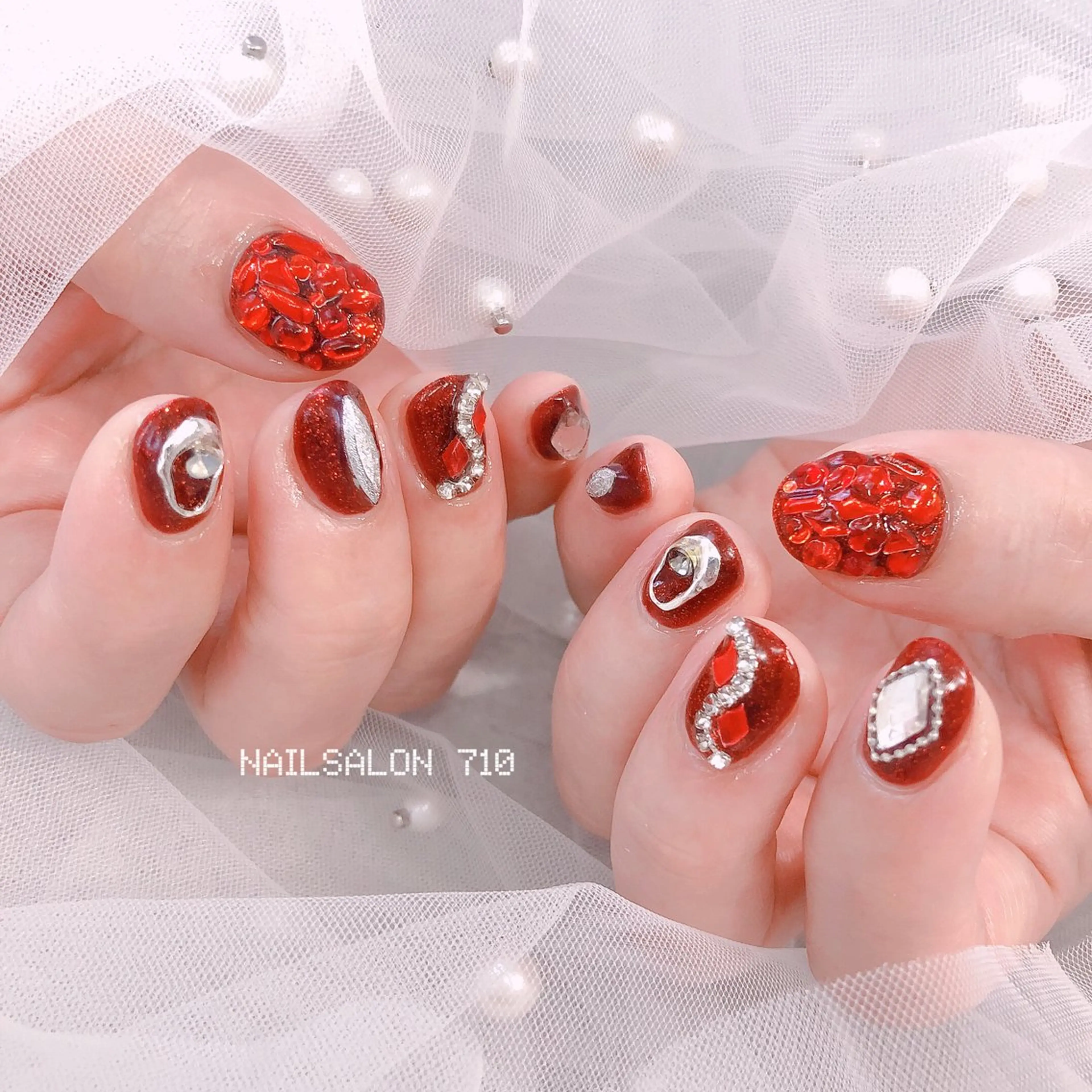 ネイル ハンドネイル フットネイル ナナイチゼロ I.Naoのネイルデザイン