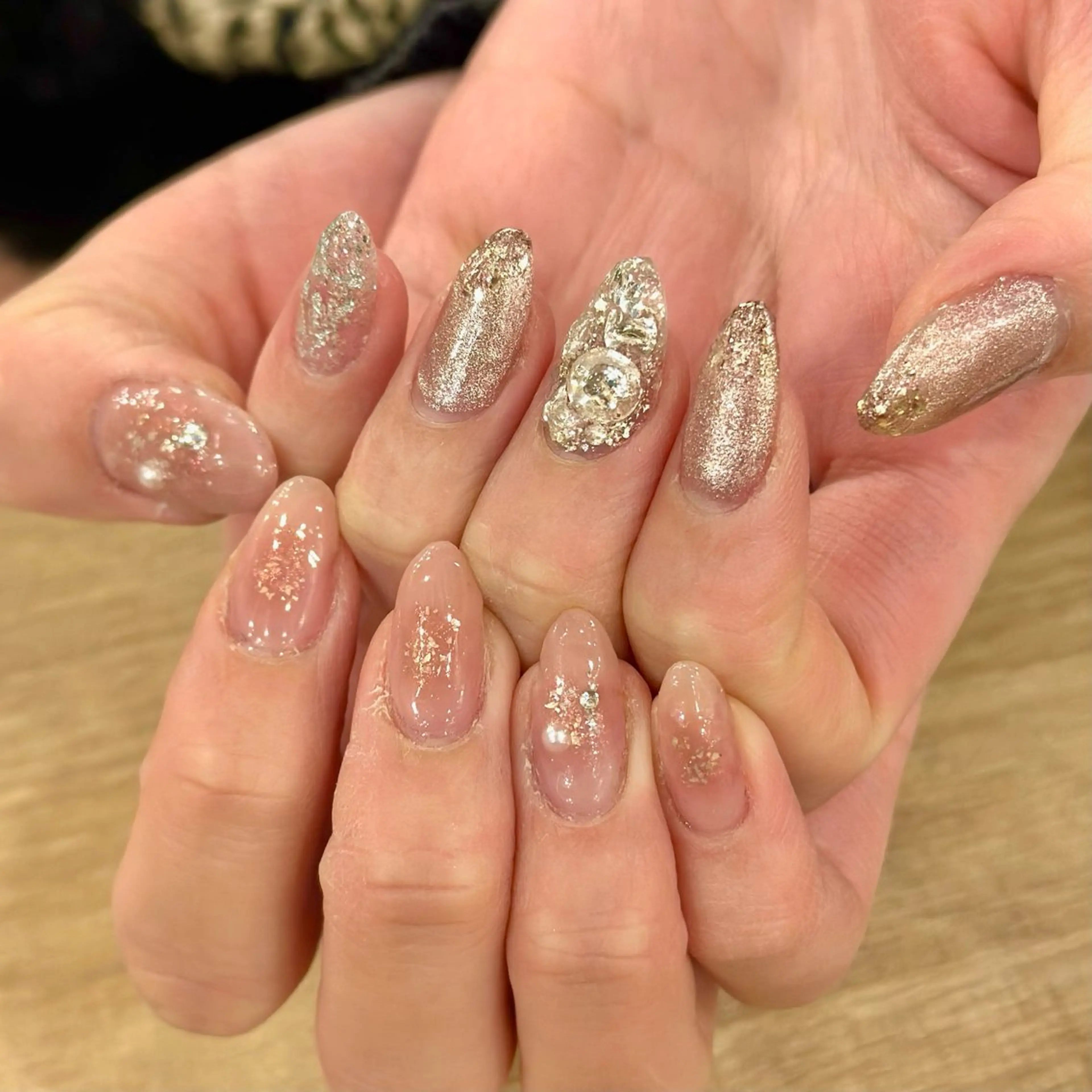 ネイル MIGHTY COLORのネイルデザイン