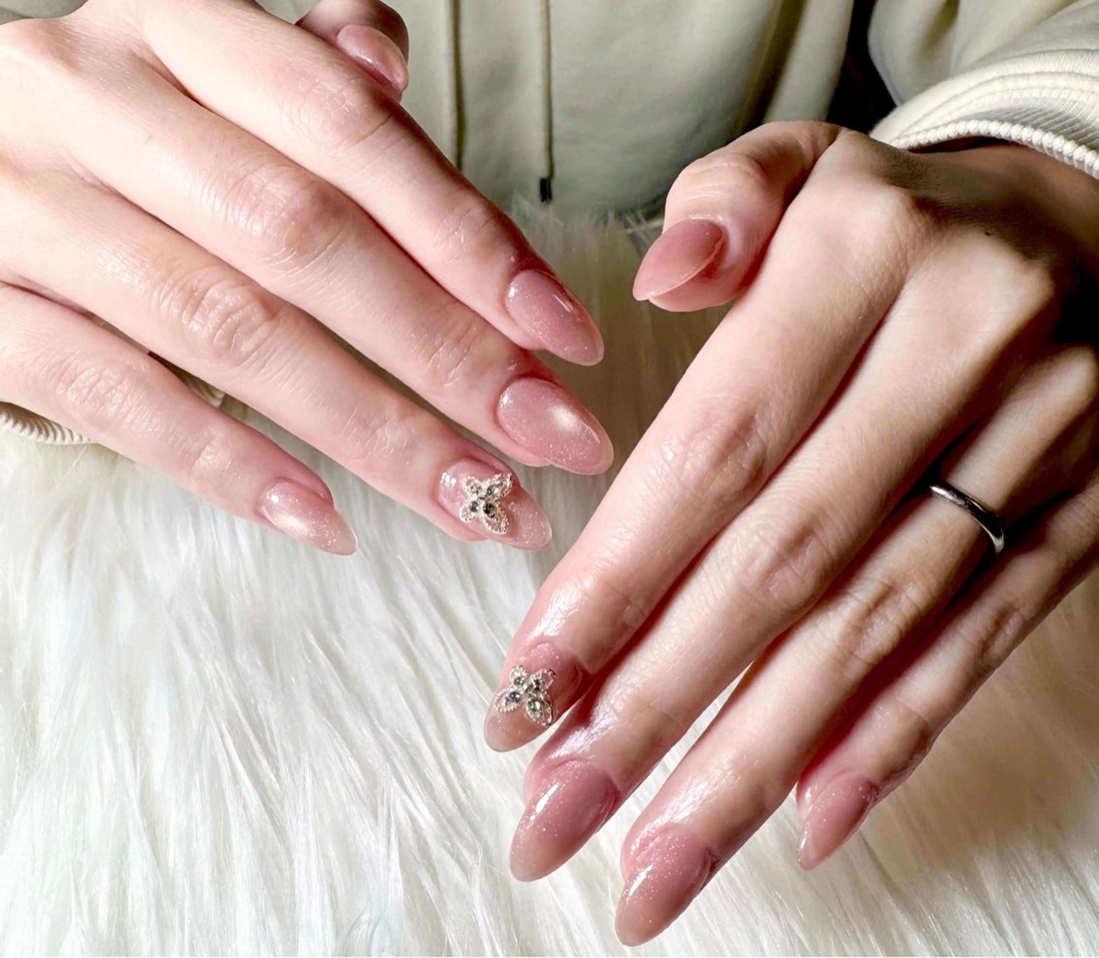 ネイル NekoNailsalon所属・グエン アンのネイルデザイン
