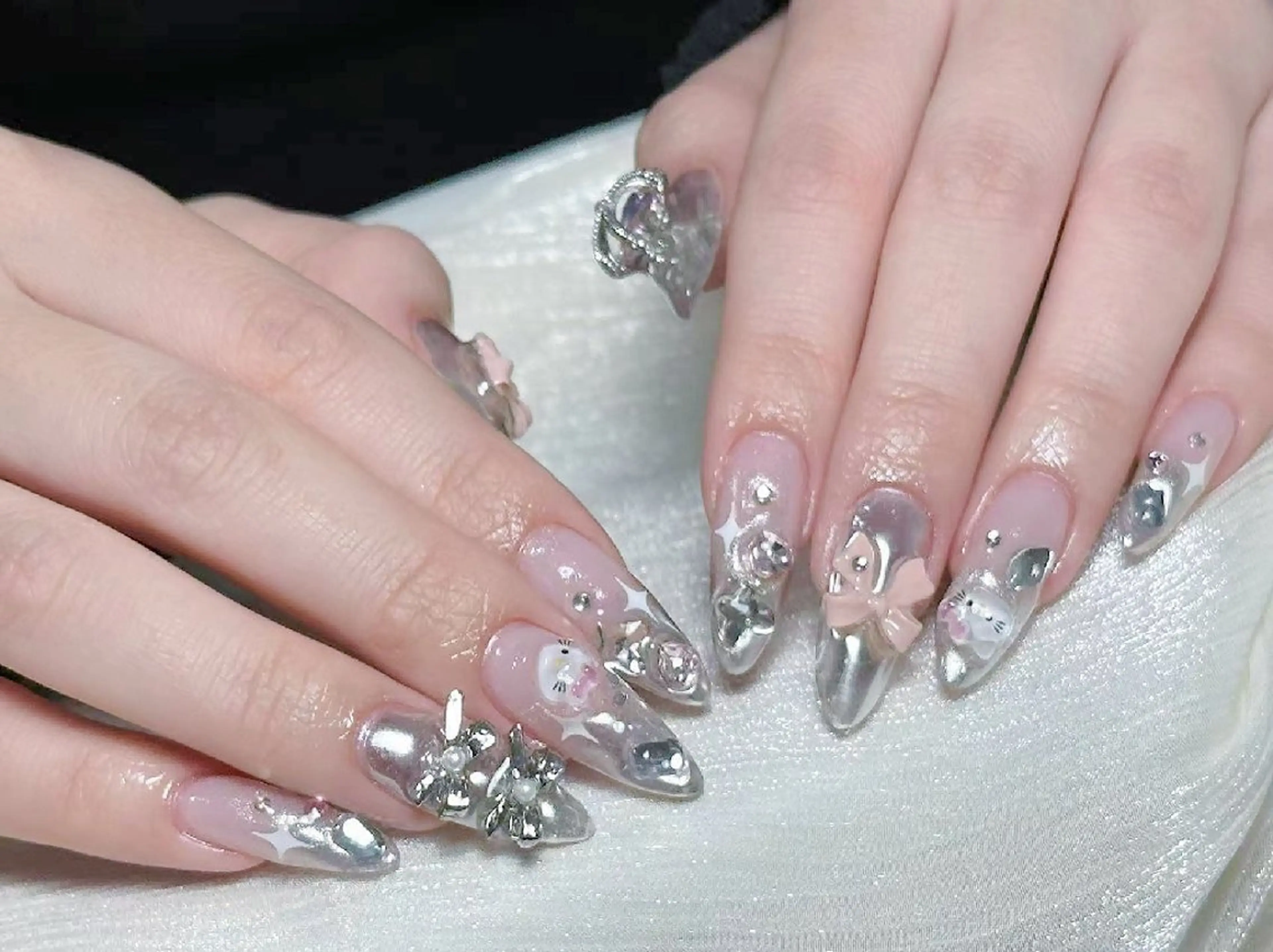 ネイル 長さ出し フレンチネイル グラデーション マグネットネイル マグネットフレンチ ハンドネイル ハンドケア るか 池袋のネイルデザイン