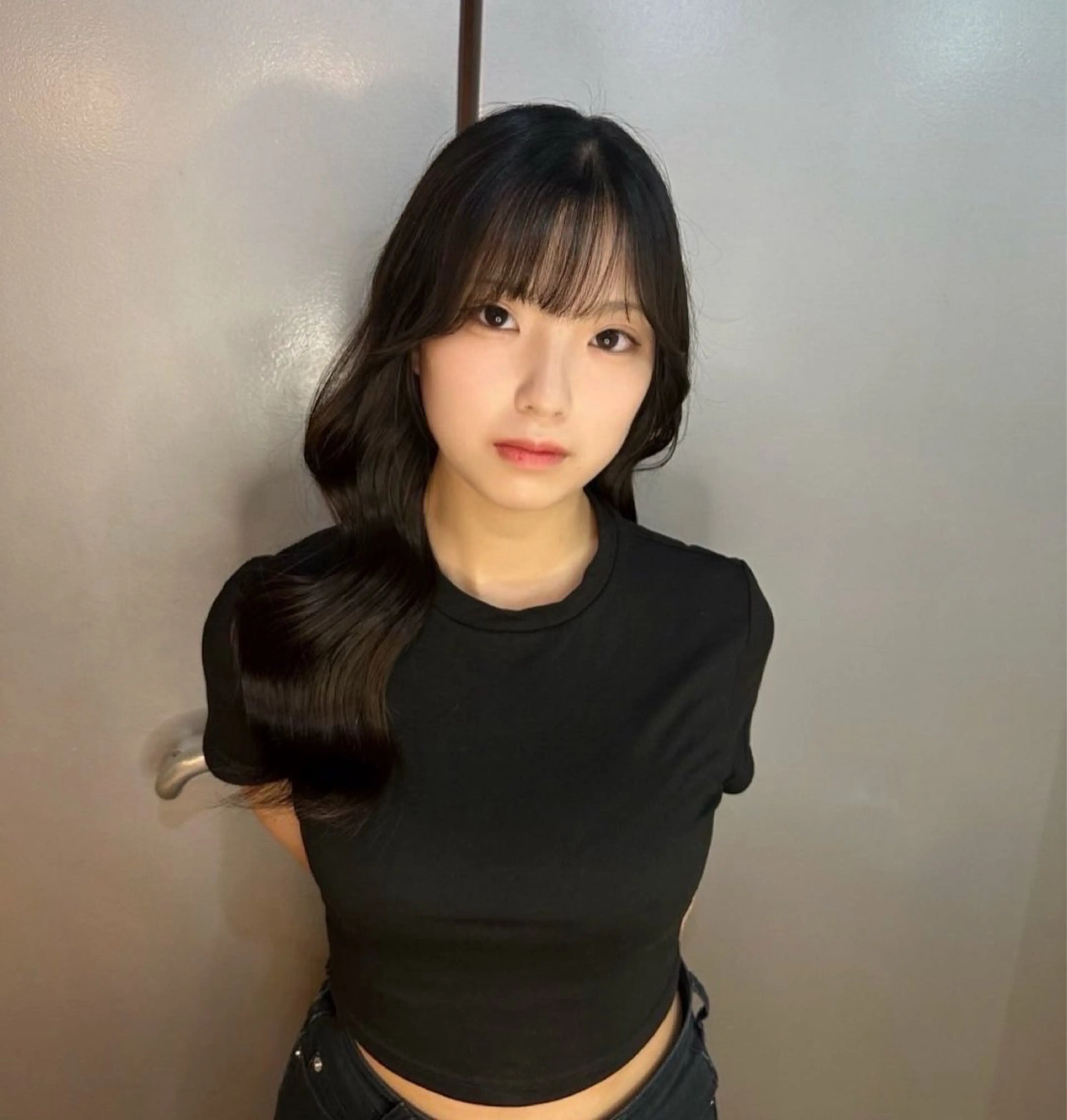 ロング ロングレイヤー くびれヘア レイヤーカット ロング 大原 正寛のヘアスタイル