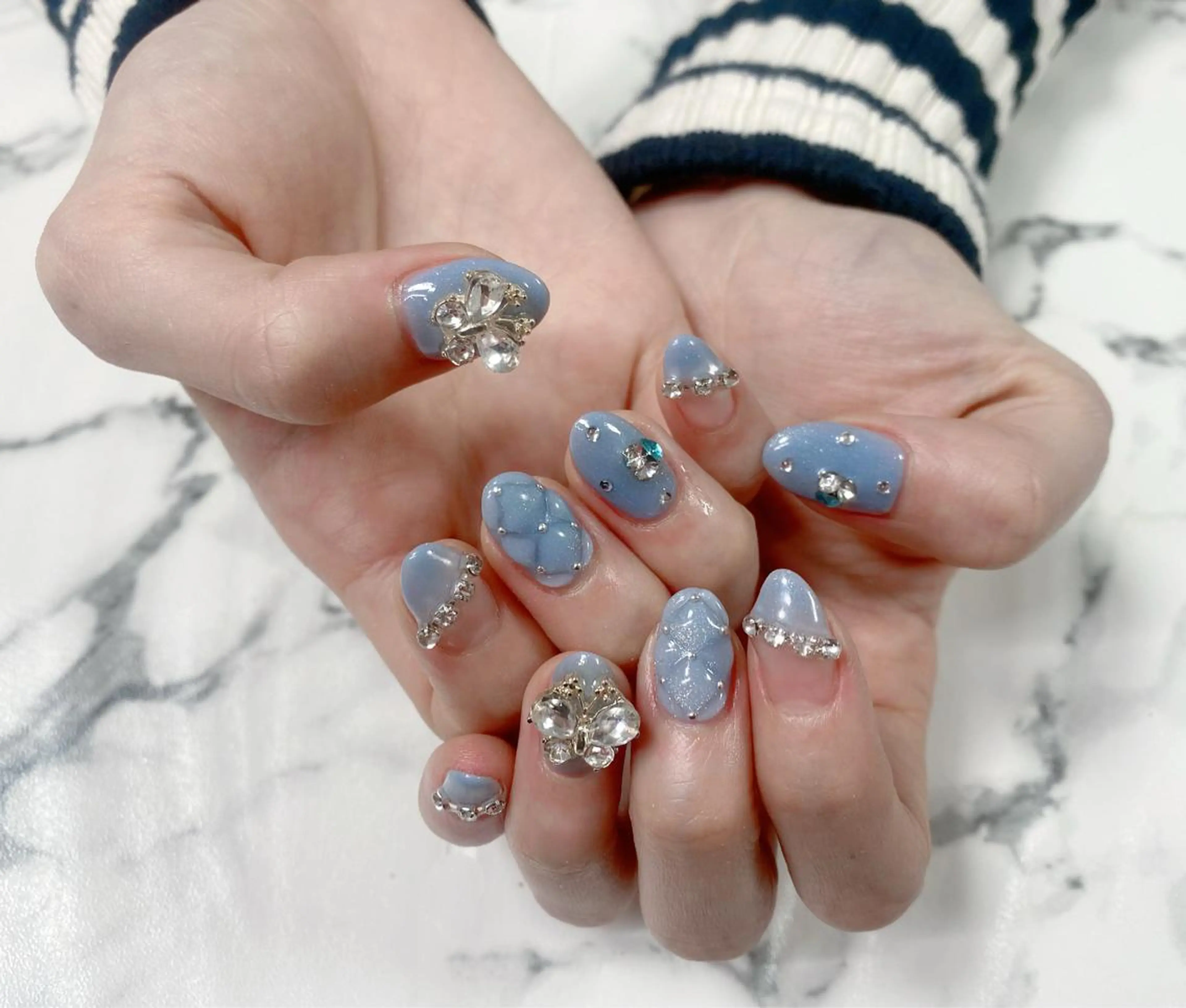 ロング カラー ネイル Q Free nailsのネイルデザイン