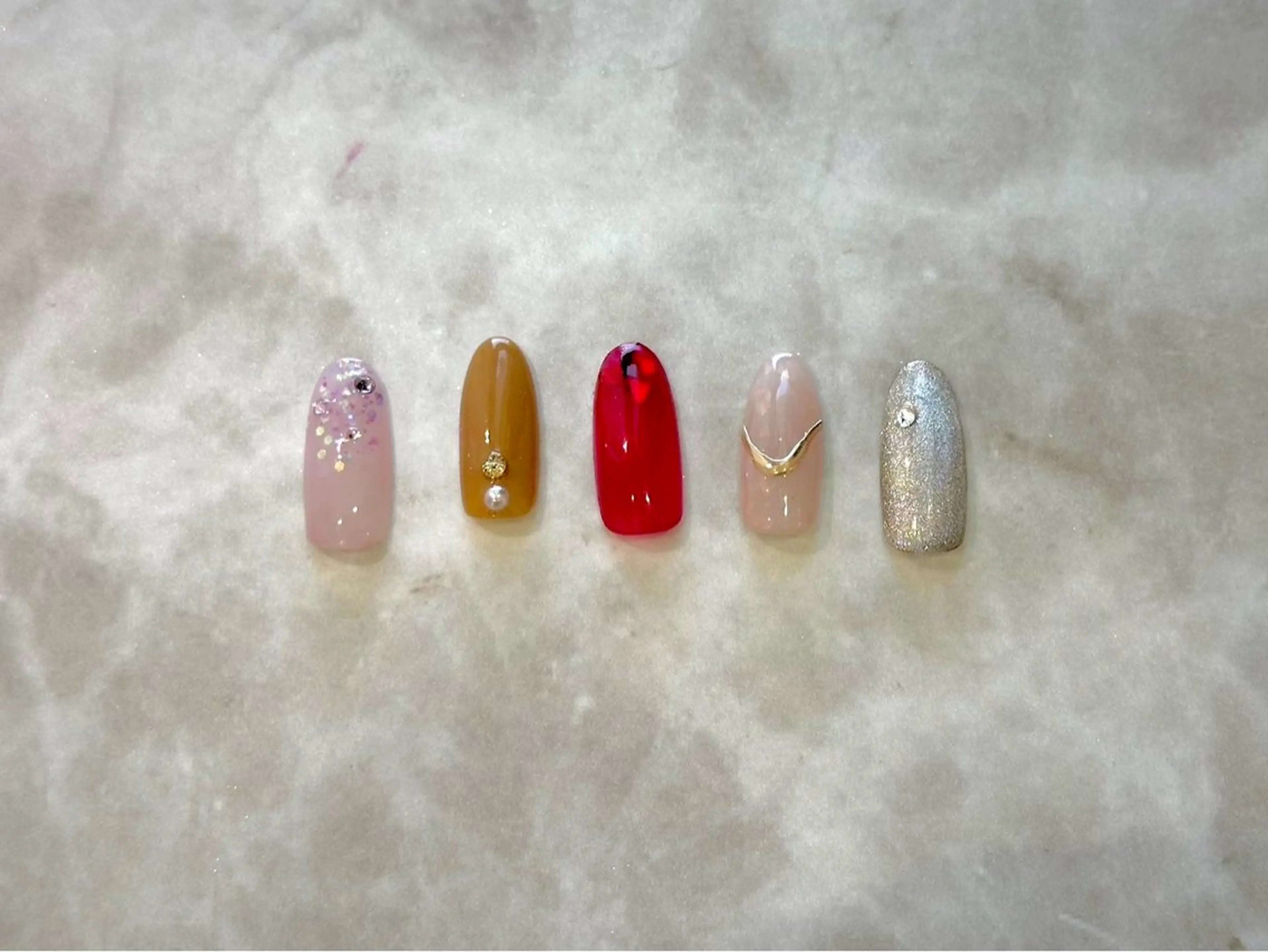 ネイル Rich to 福岡のネイルデザイン