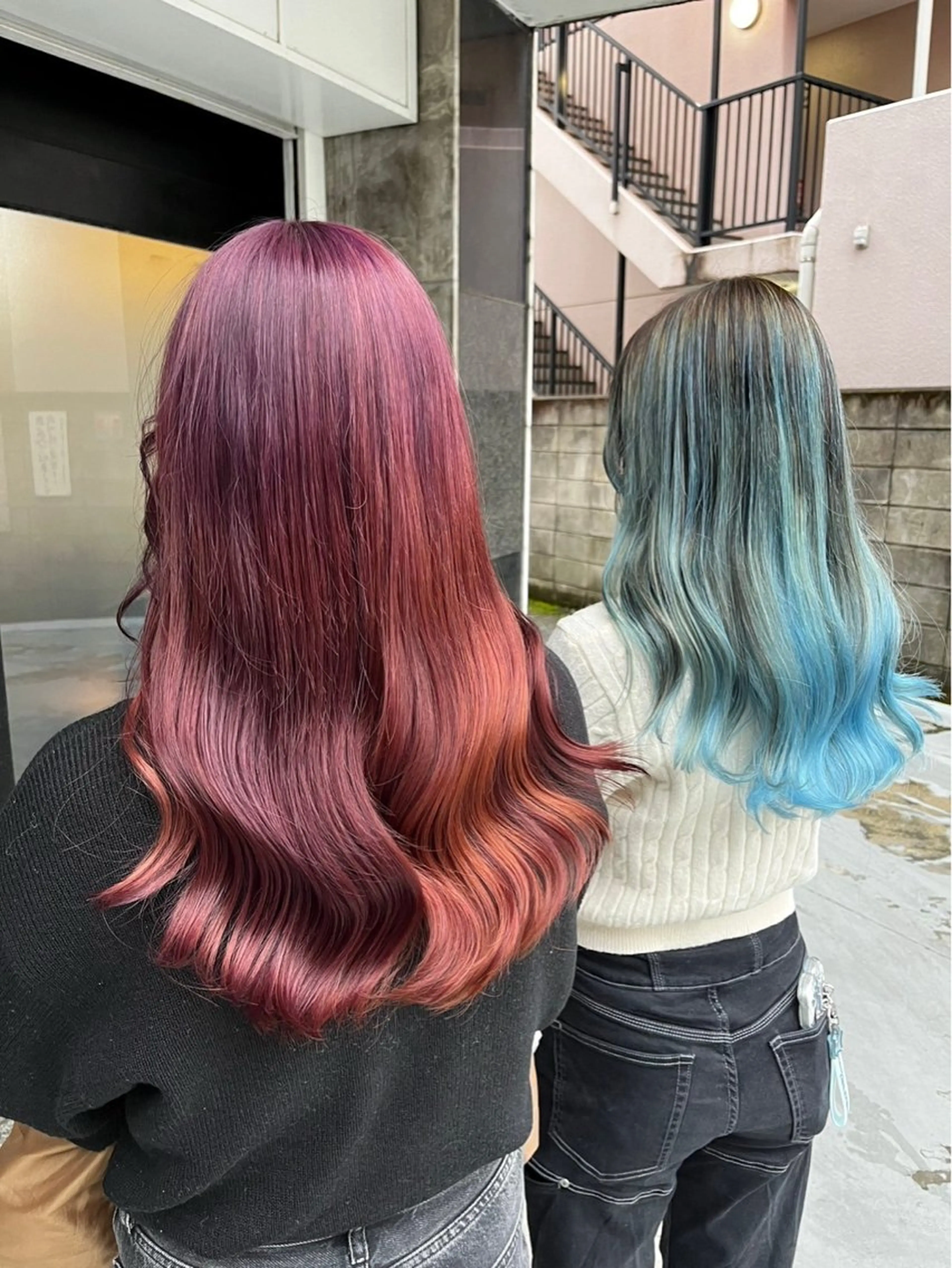 ロング カラー バレイヤージュ ブリーチ ケアブリーチ イヤリングカラー ハイライトカラー カット ヘアカラー トリートメント ハイトーン/韓国風/ 艶髪/吉祥寺のヘアスタイル