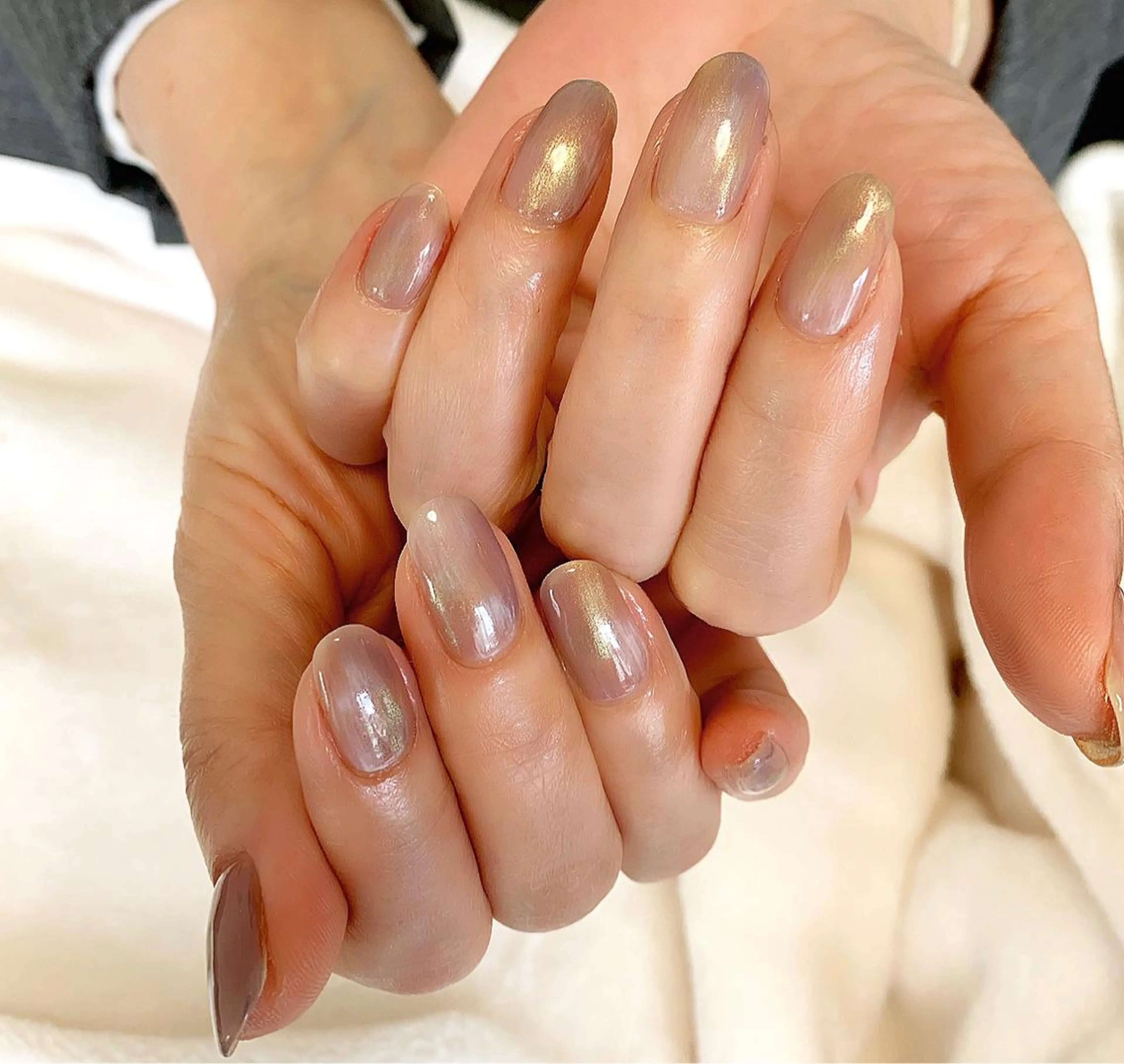 ミディアム ネイル パープルカラー ゴールド ミラーネイル ピンク パープル ky__.nail所属・k. yukinoのネイルデザイン
