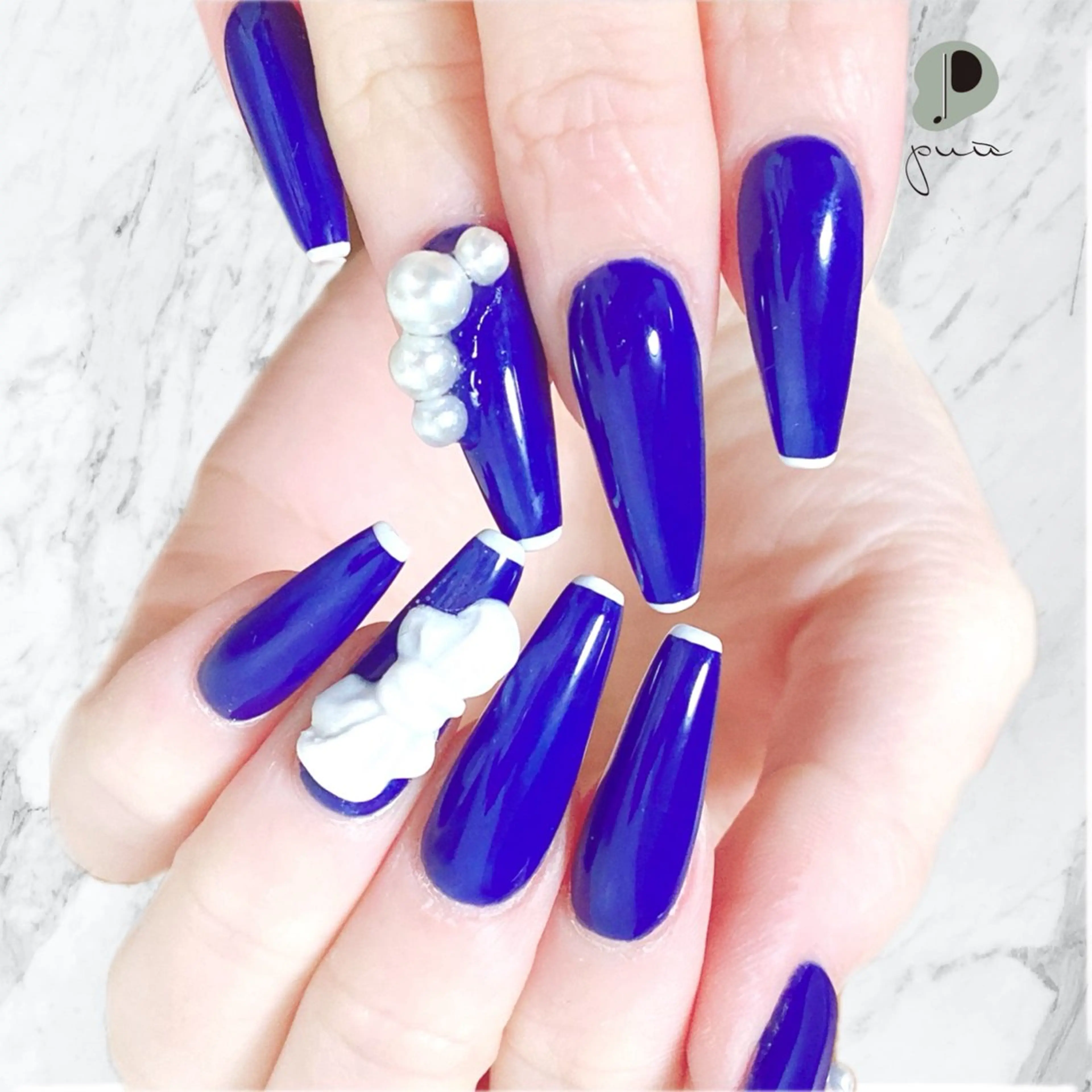 ネイル ブルー ワンカラーネイル リボン スカルプネイル ハンドネイル puu kyoto所属・Nail salon puu kyotoのネイルデザイン