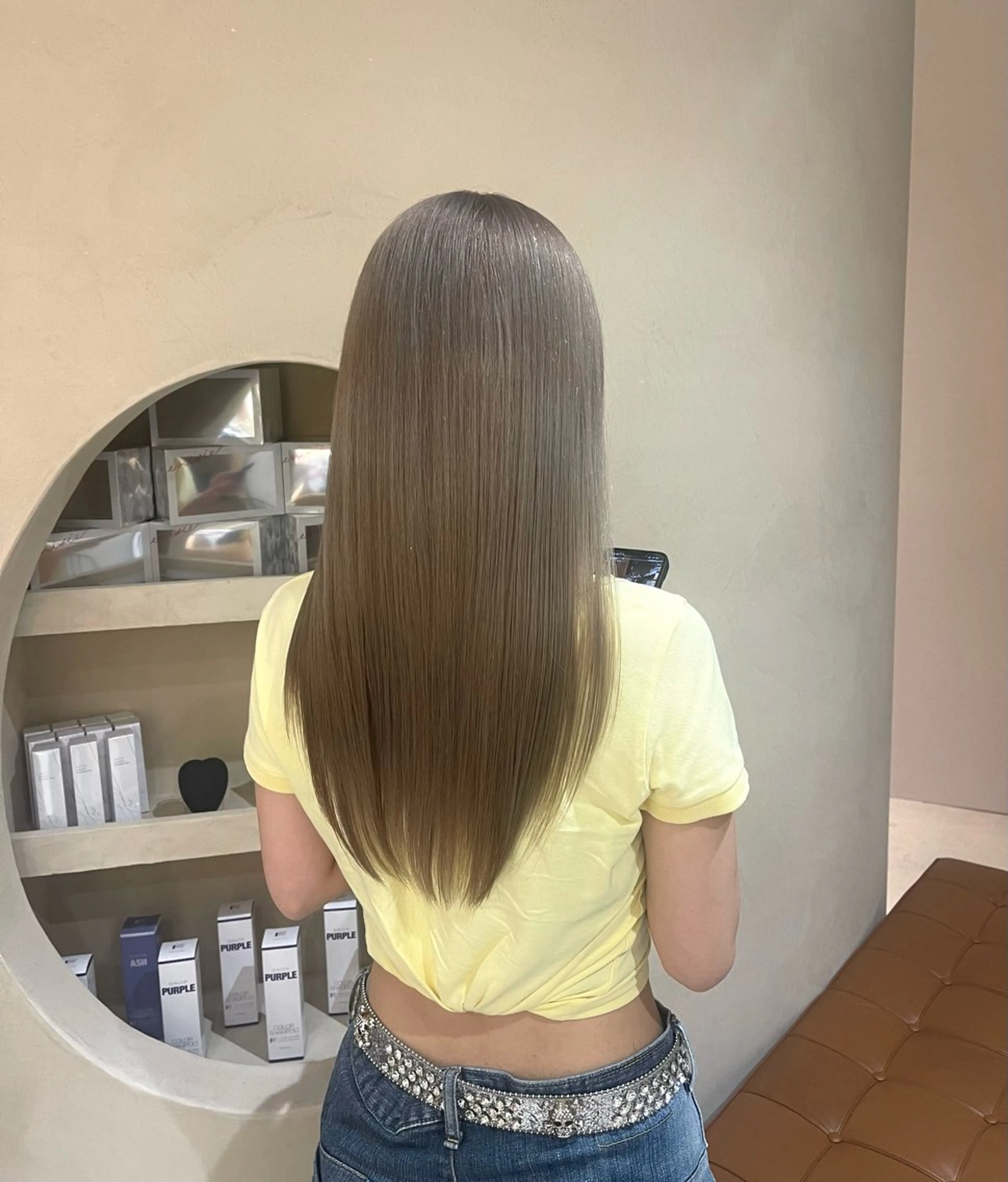 ロング カラー ベージュカラー ヘアカラー layer・bob カット/  YURIのヘアスタイル