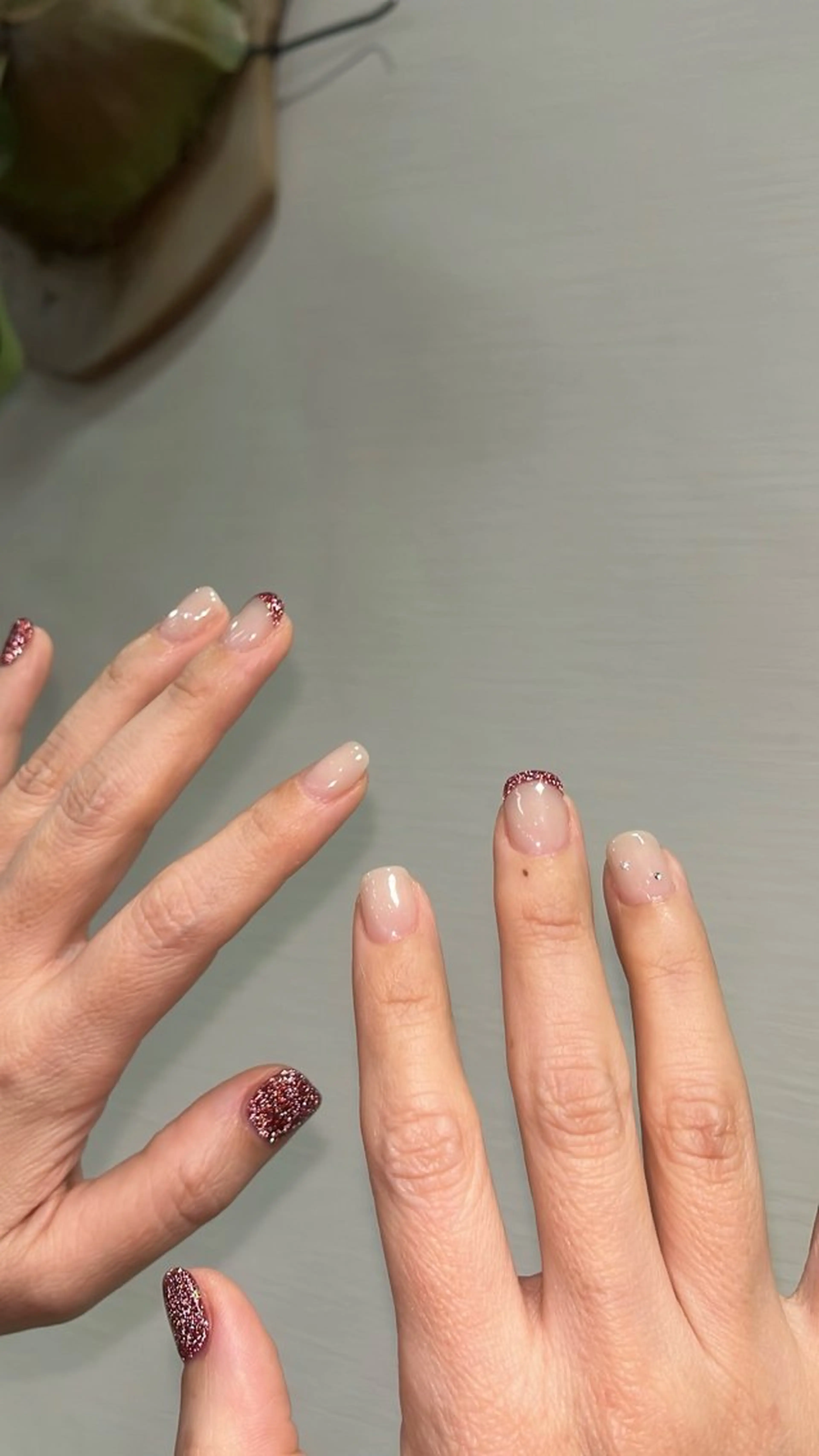 ネイル クリアネイル ジェルネイル 氷ネイル・うるうるネイル ニュアンスネイル シンプルネイル ハンドネイル SAKU  nail[サクネイル]所属・SAKU nail 作島茜のネイルデザイン