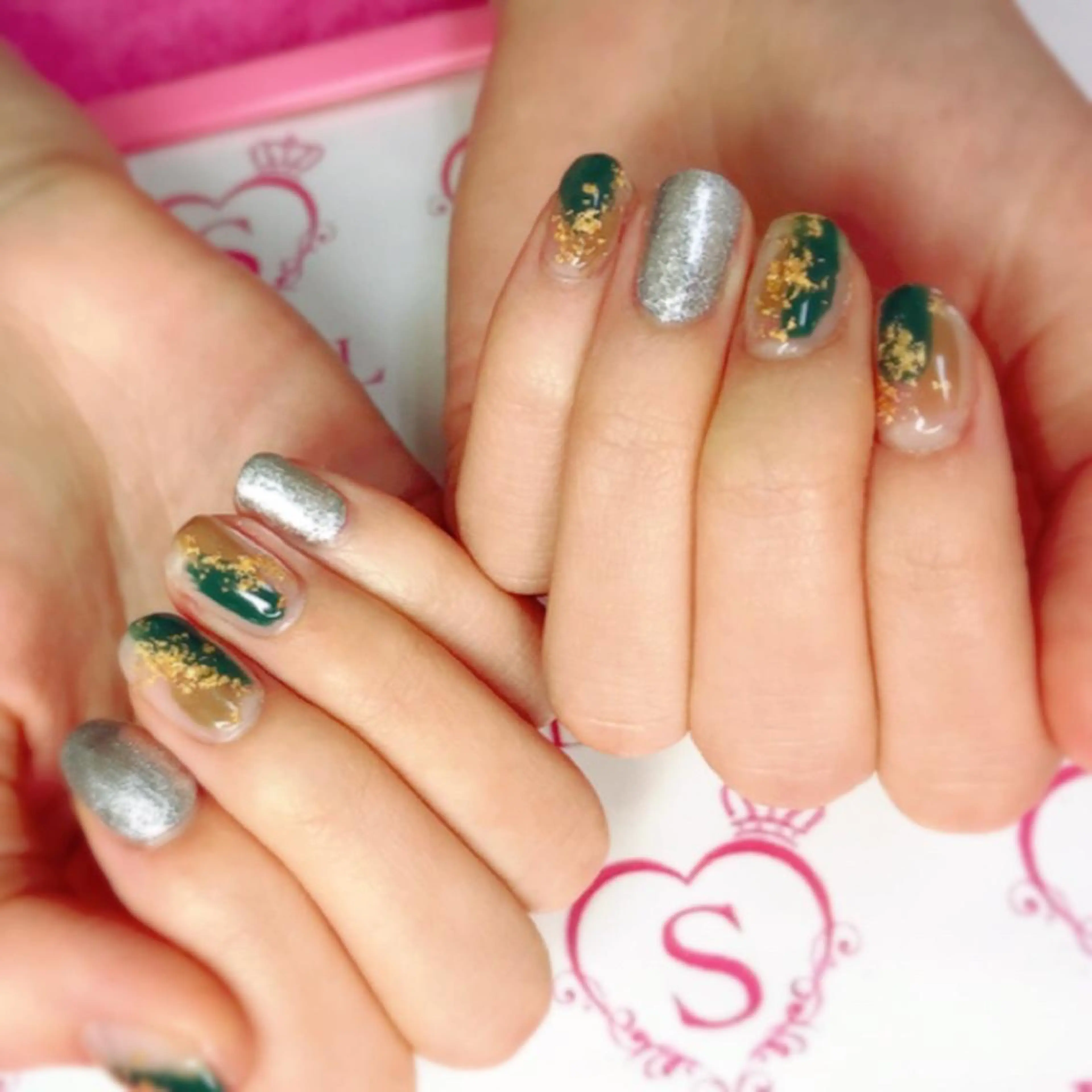 ネイル S♡JEWEL所属・S. JEWELのネイルデザイン