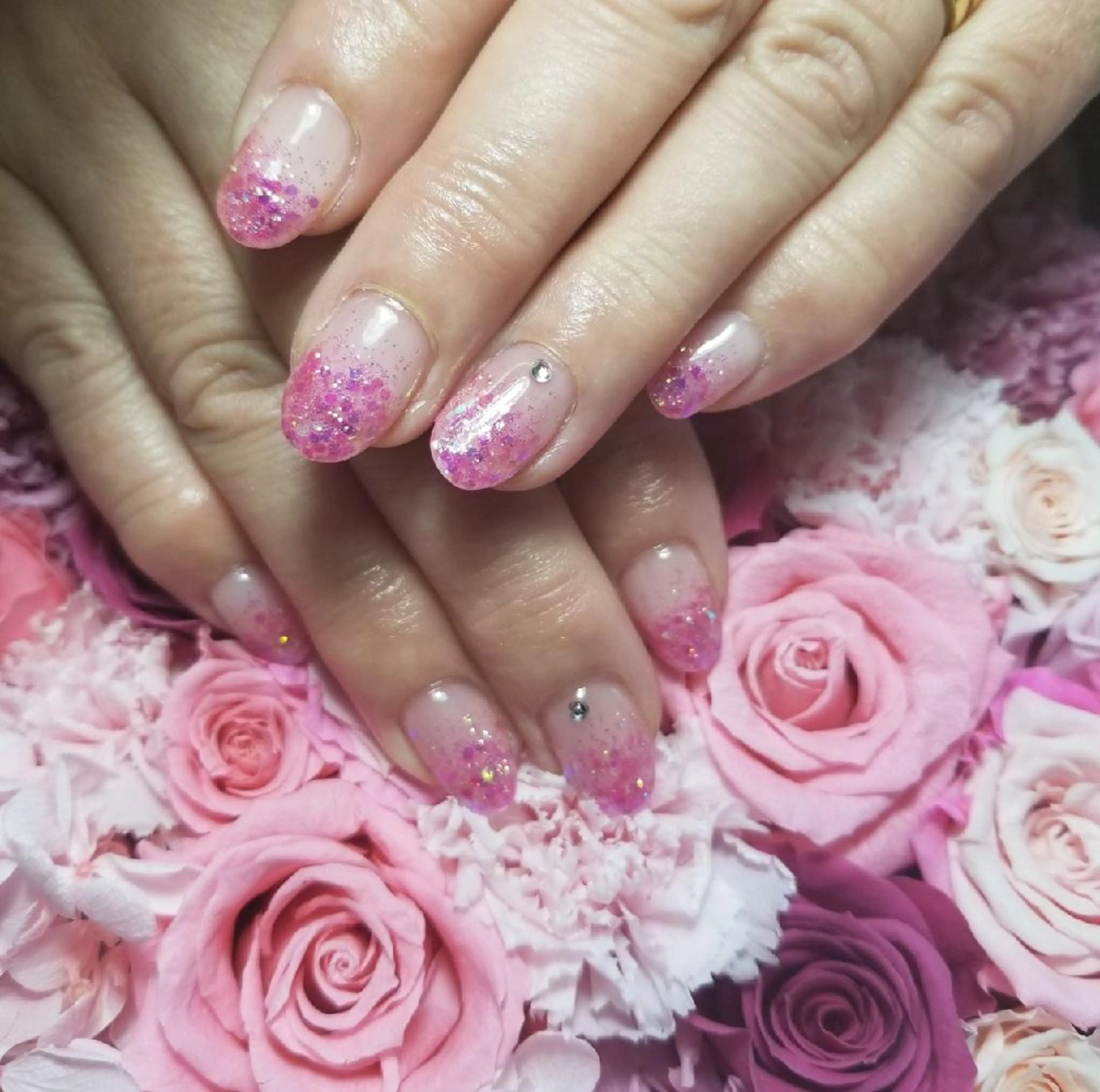 ネイル グラデーション ラメ(グリッター) ストーンネイル Laule’a 昭島店のネイルデザイン