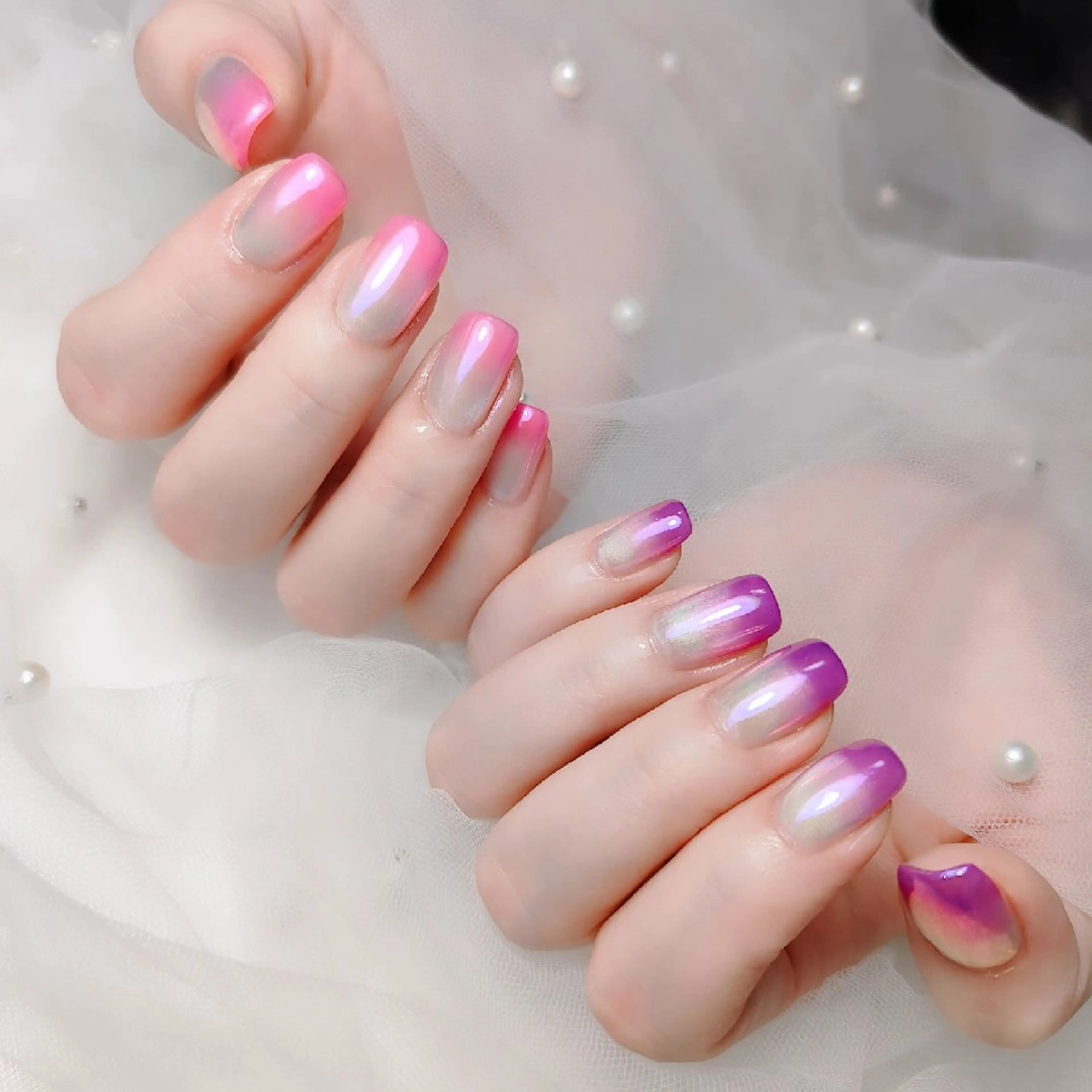 ネイル オーロラネイル ハンドネイル CLEAR NAILのネイルデザイン