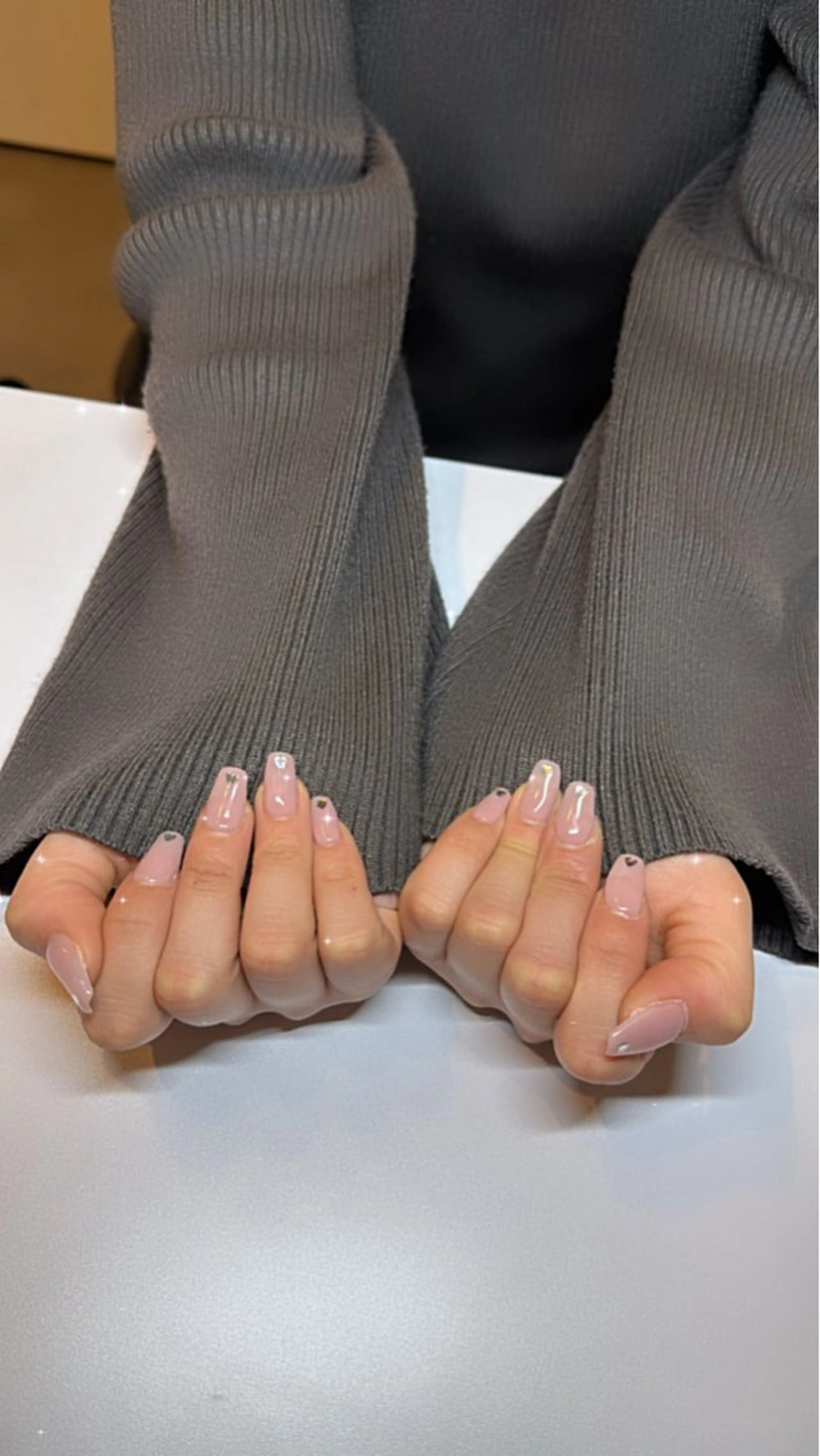 ネイル ハンドネイル 濱岡 咲のネイルデザイン