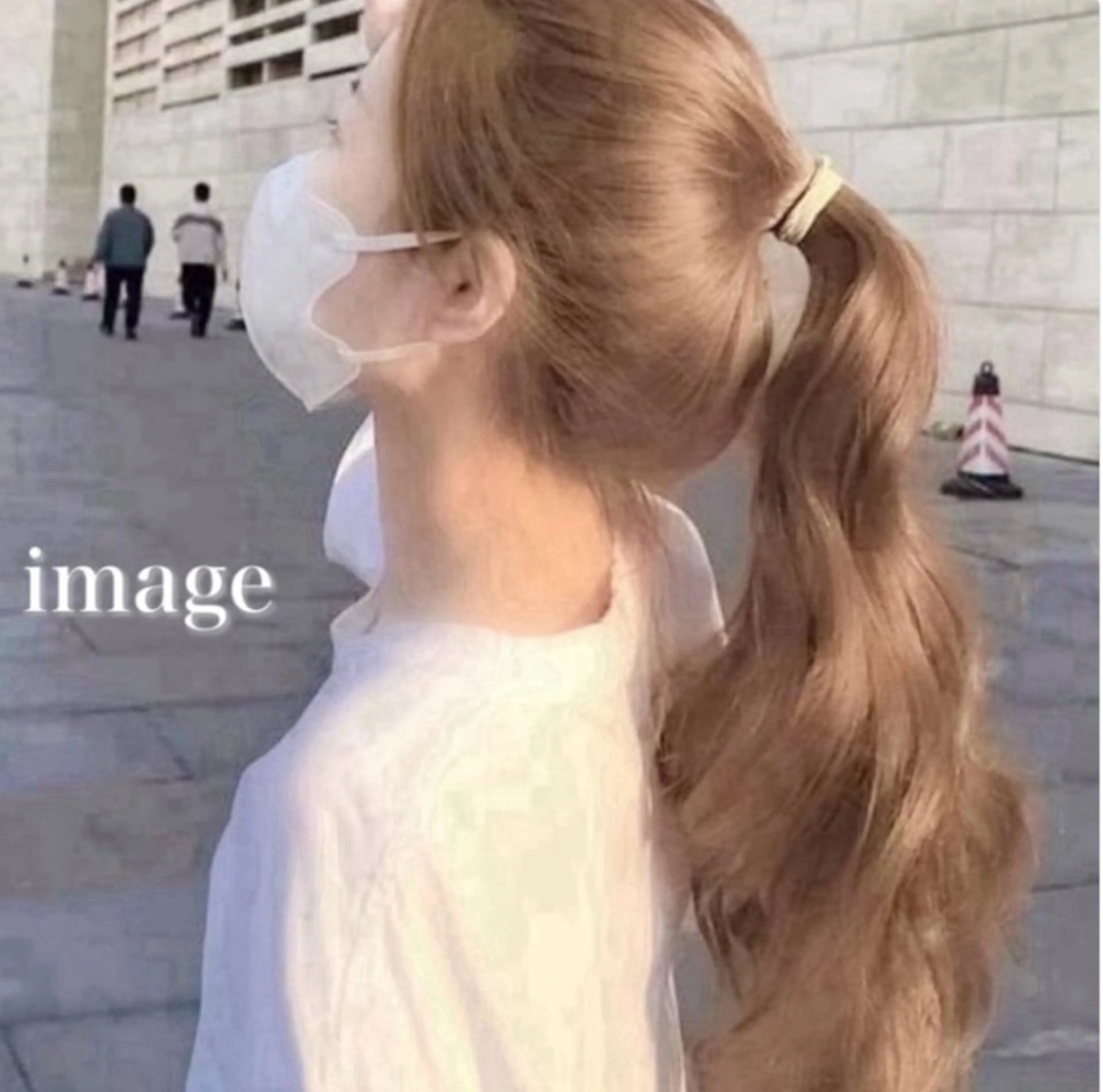 ロング カラー 🫧うる艶トレンド 🫧透明感カラーのヘアスタイル