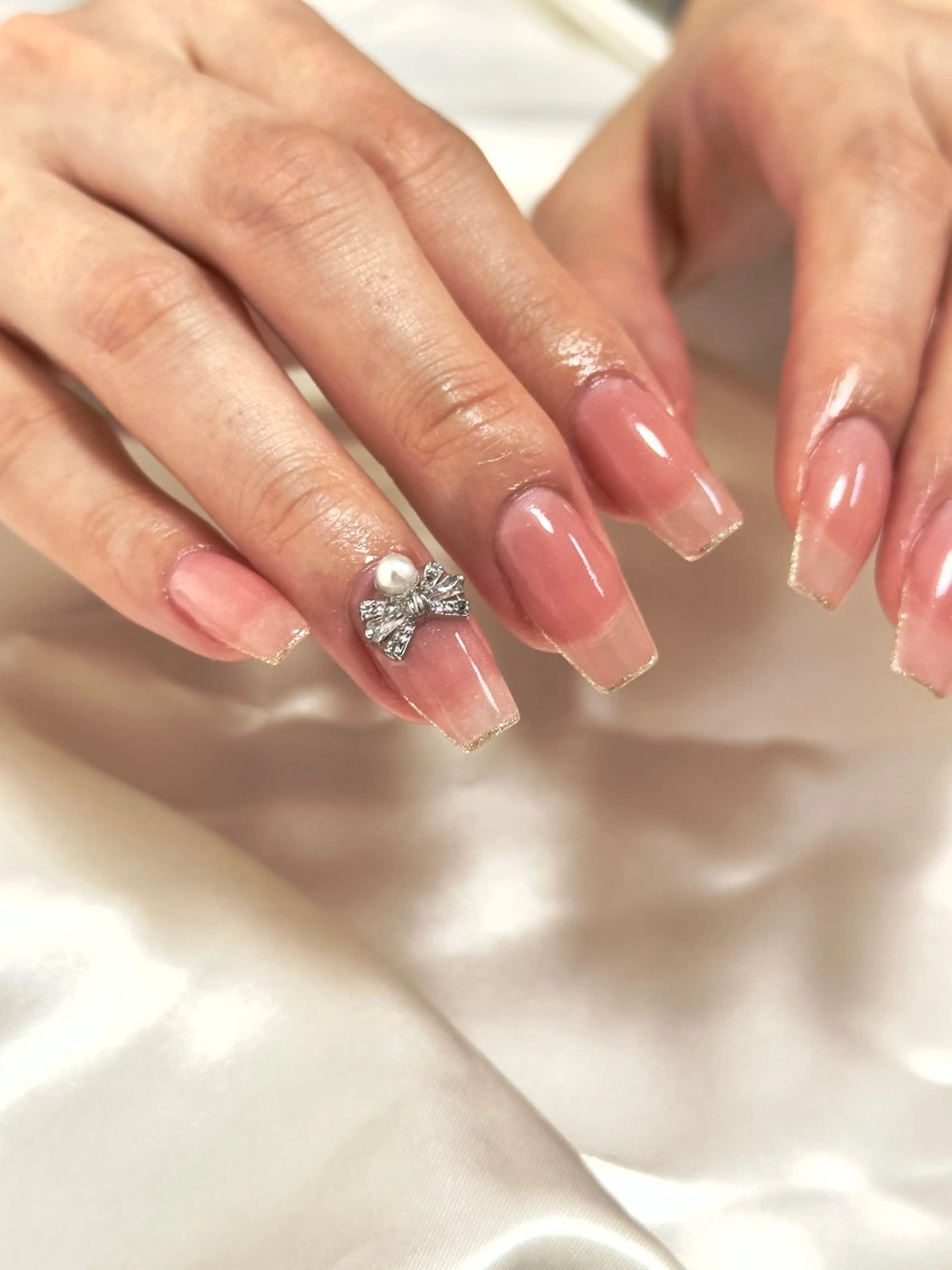 ネイル リボン Threee所属・Threee. Misakiのネイルデザイン