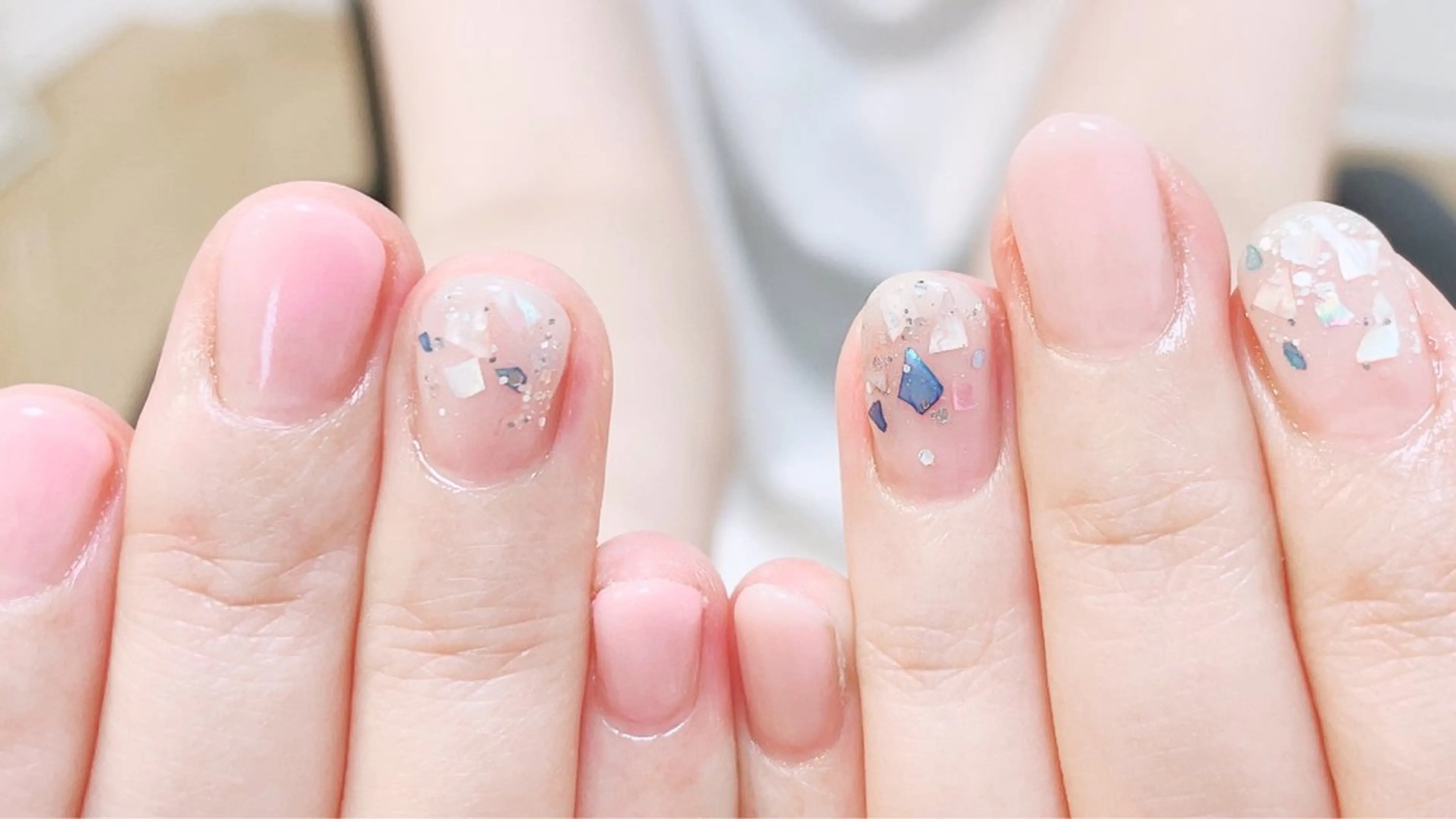 ネイル manis .のネイルデザイン