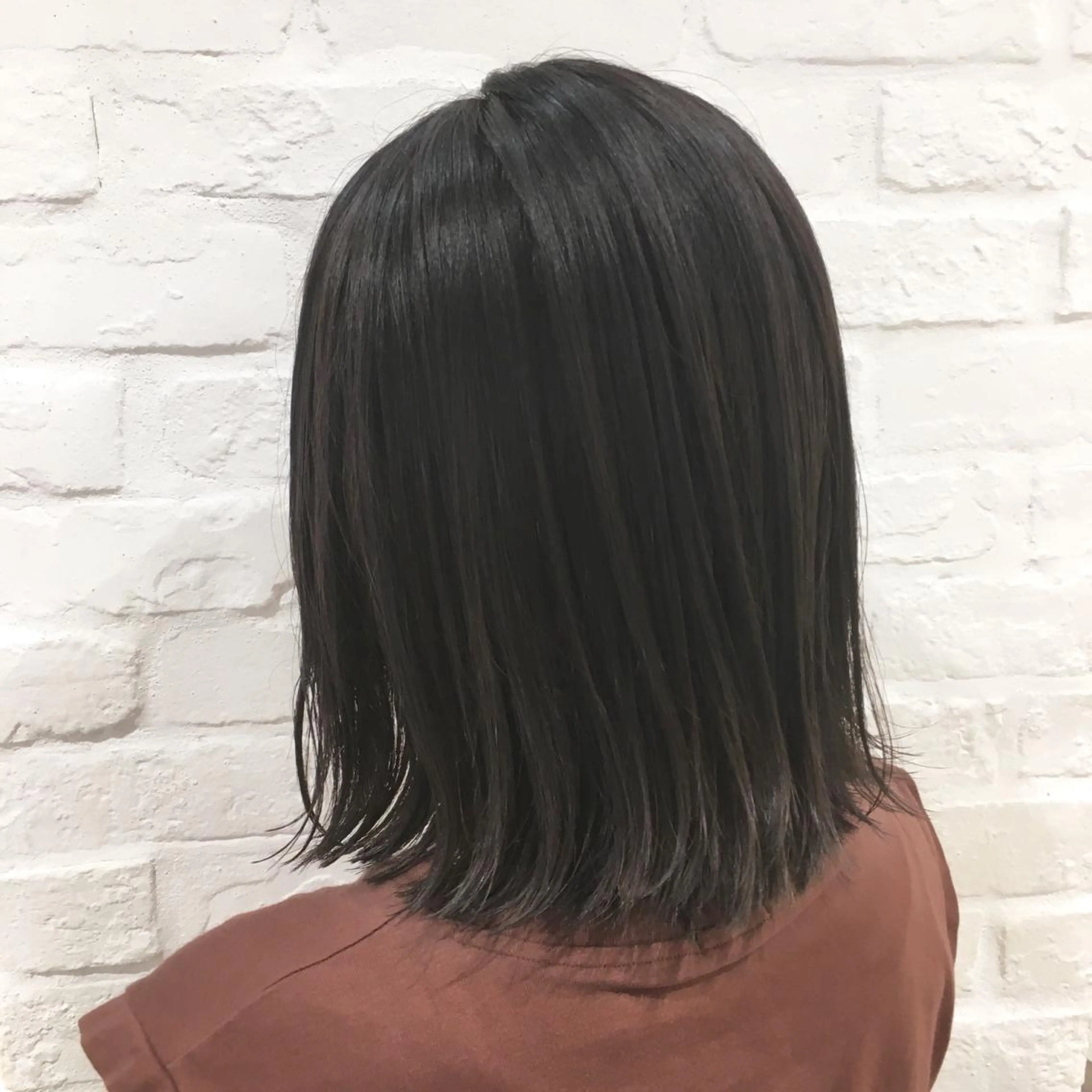 セミロング カラー アッシュ 加藤 あやみのヘアスタイル