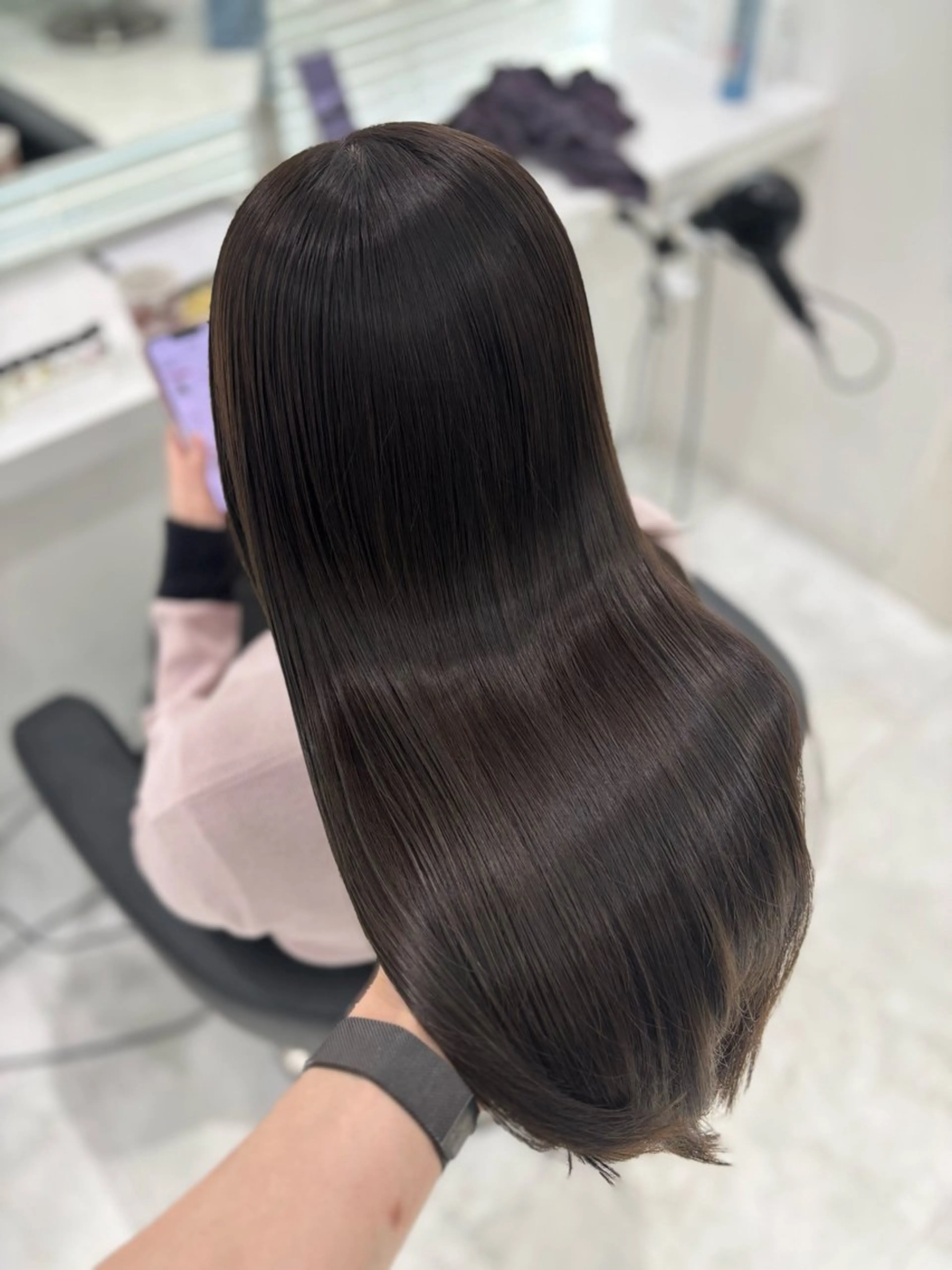 ロング カラー ヘアカラー トリートメント ヘッドスパ ヘアセット ブリーチなし透明感 ×縮毛矯正🤍ユウのヘアスタイル