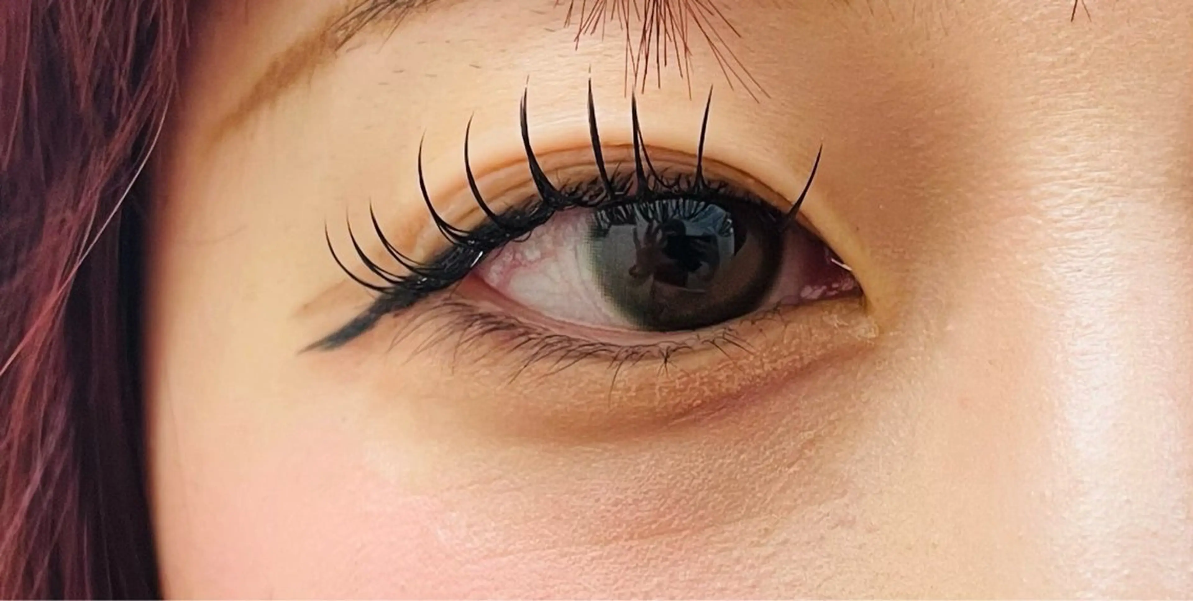 マツエク・マツパ The Best Beauty受付担当のヘアスタイル