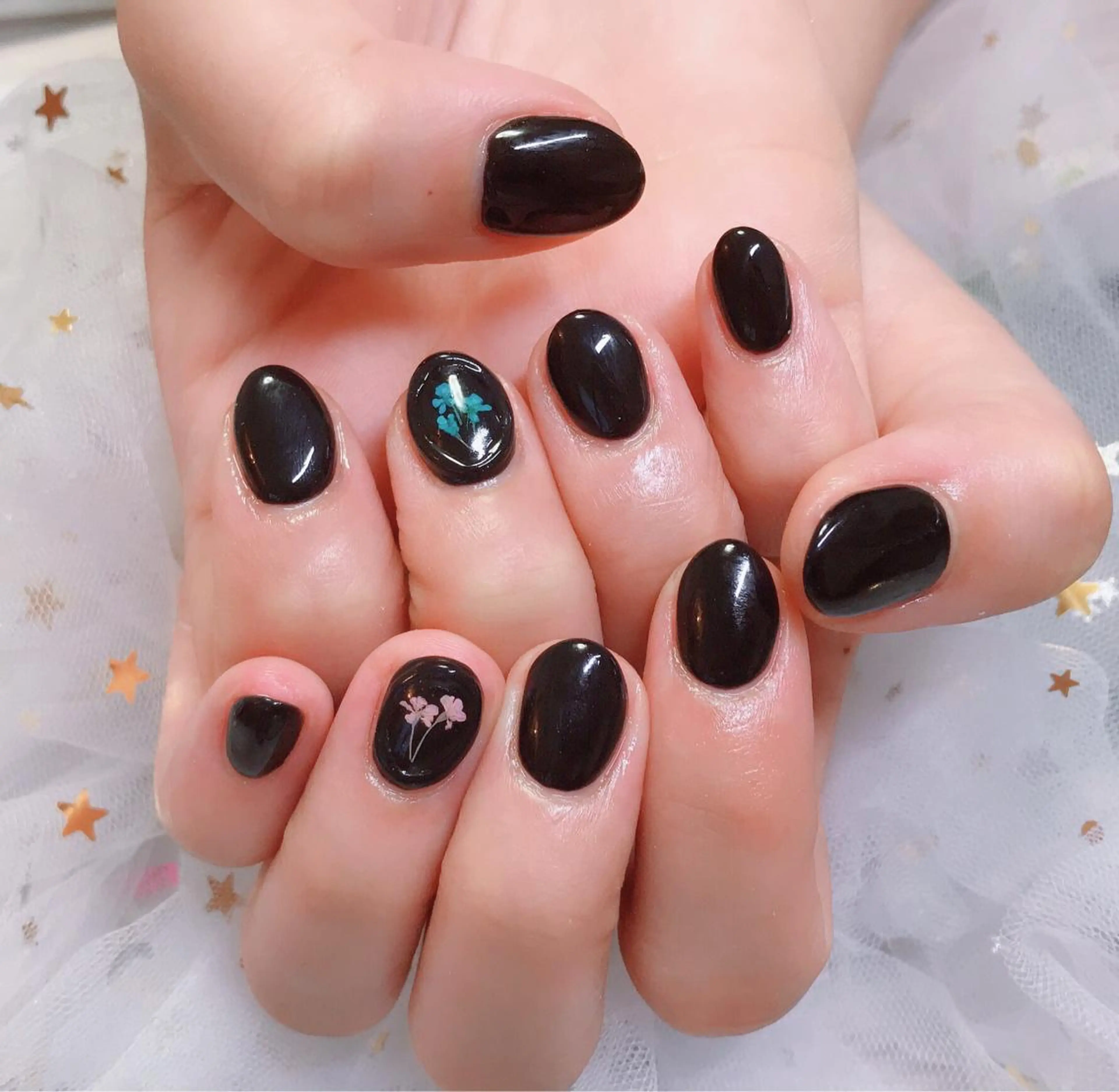 カラー ネイル Q Free nailsのネイルデザイン