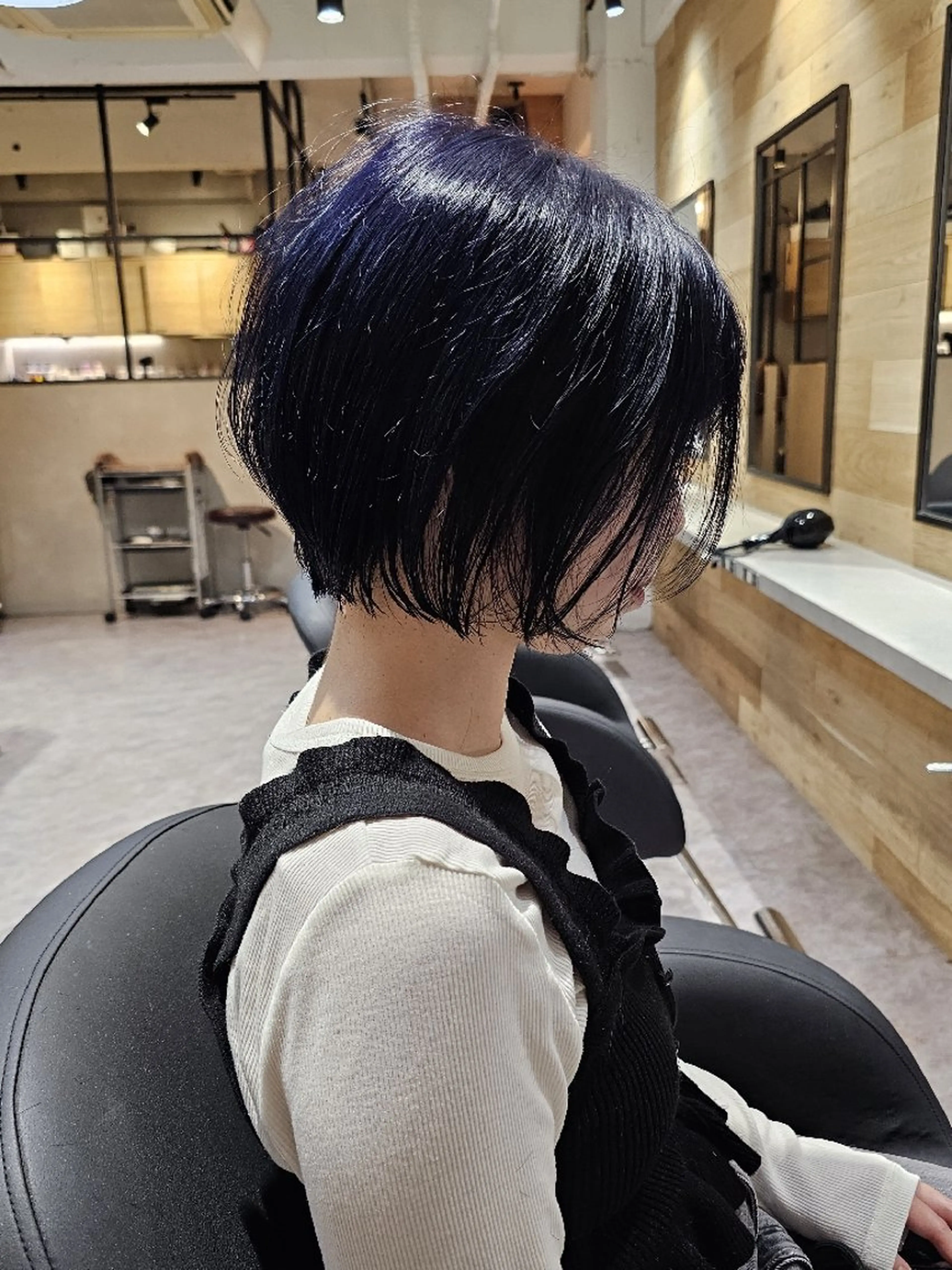 ショート カット ヘアカラー トリートメント Ayu🐾 ブリーチ無しカラーのヘアスタイル