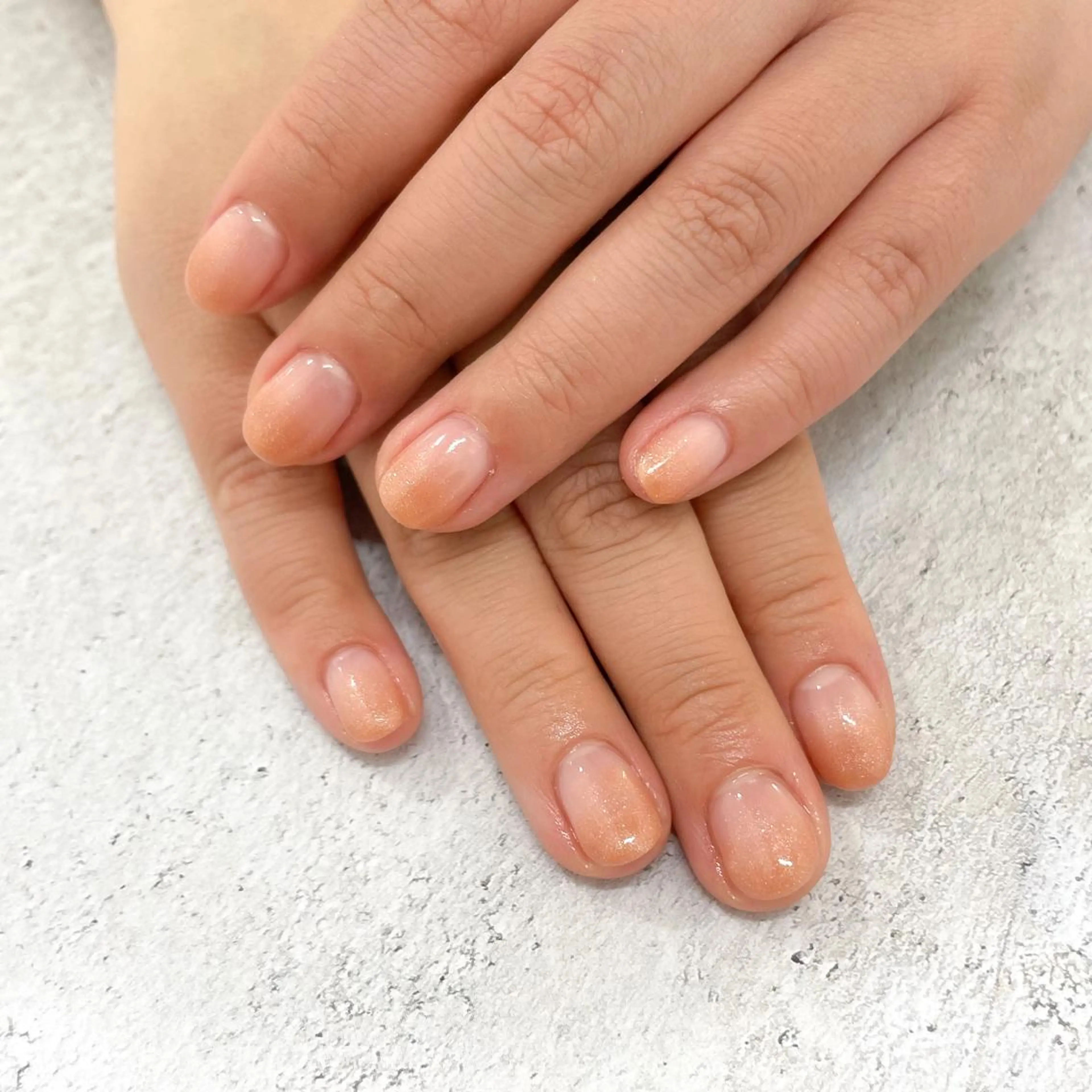 ネイル ジェルネイル グラデーション ラメ(グリッター) ラメグラデーション y'sbeauty 天王寺店のネイルデザイン