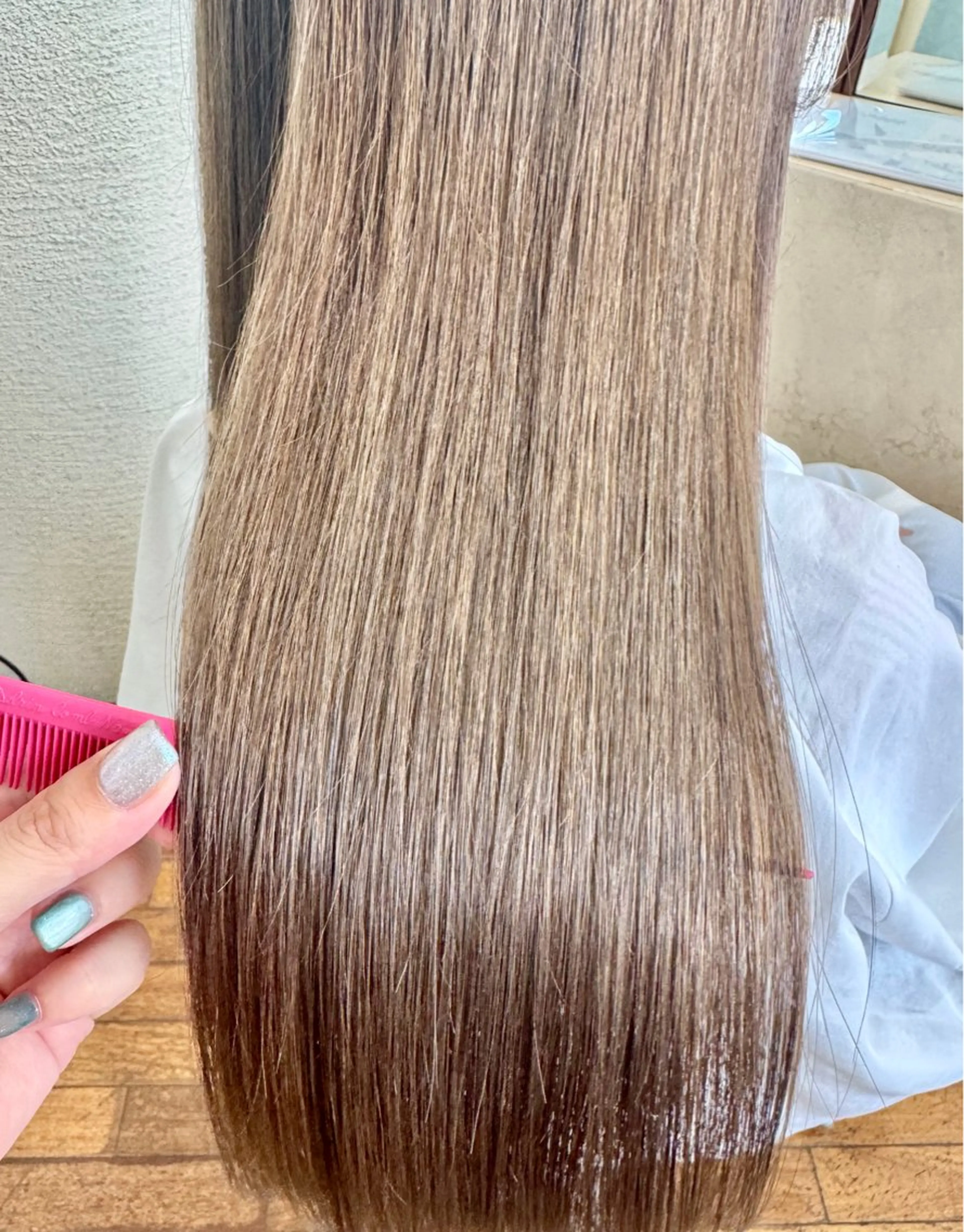 ロング カラー 小平 琳のヘアスタイル