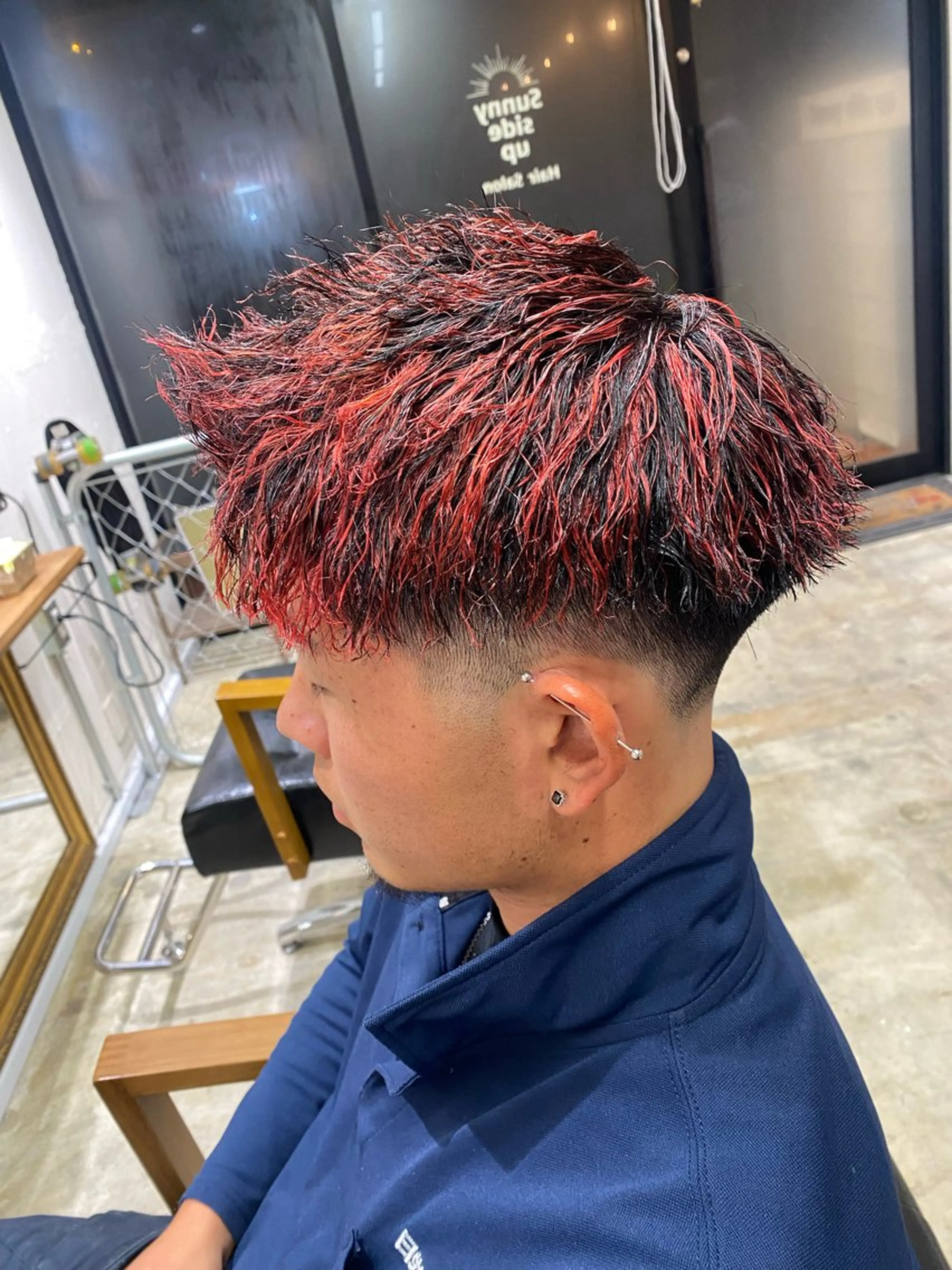 カラー パーマ メンズ フェザーパーマ メンズメッシュ メンズパーマ メンズツイストパーマ 波巻きパーマ カット パーマ トリートメント 🌴パーマオタク🌴 長谷川 諒佑🌈のヘアスタイル