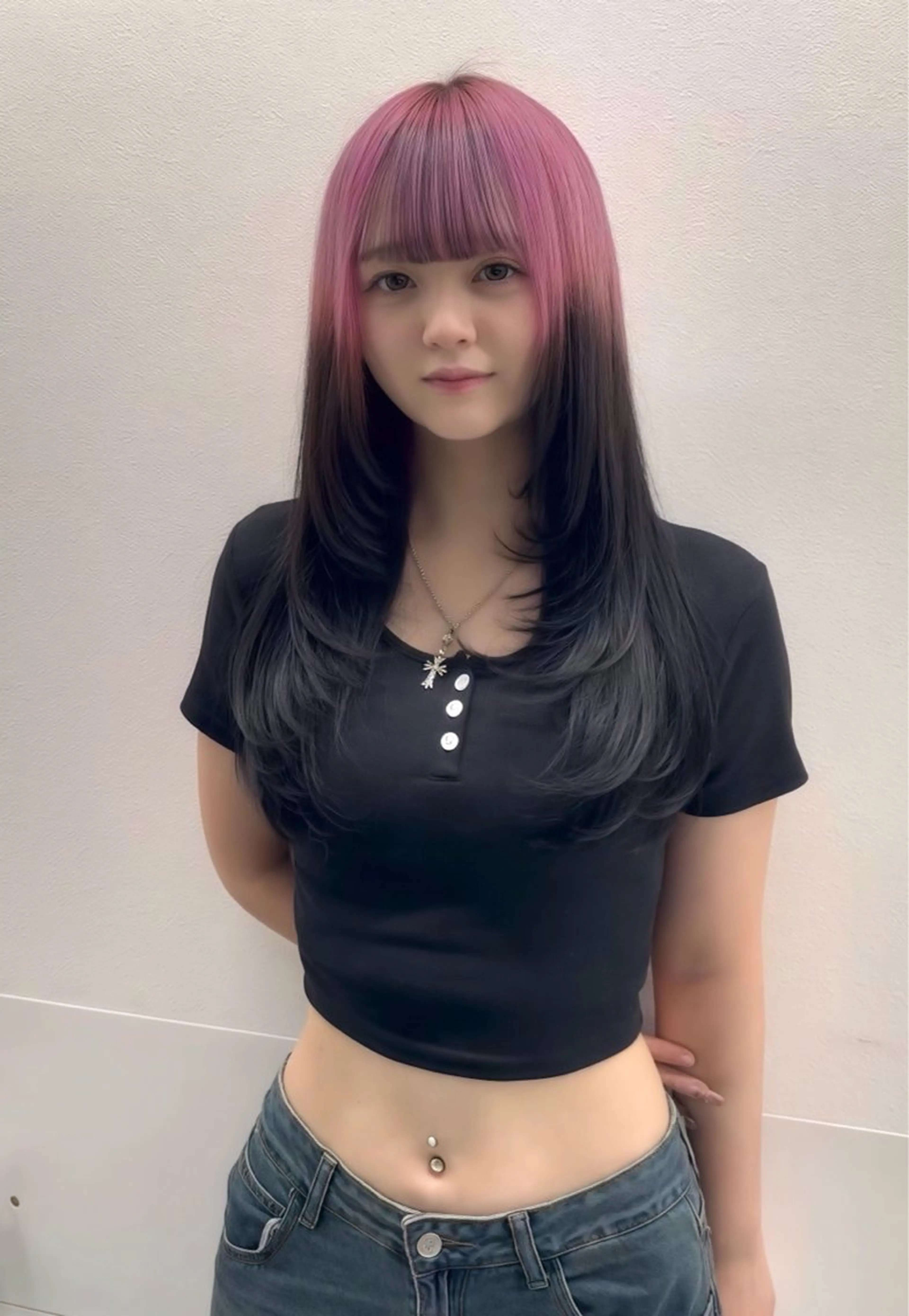 ロング カラー ヘアアレンジ ヘアカラー トリートメント ヘッドスパ ヘアセット 韓国レイヤーカット /韓国トレンドカラーのヘアスタイル