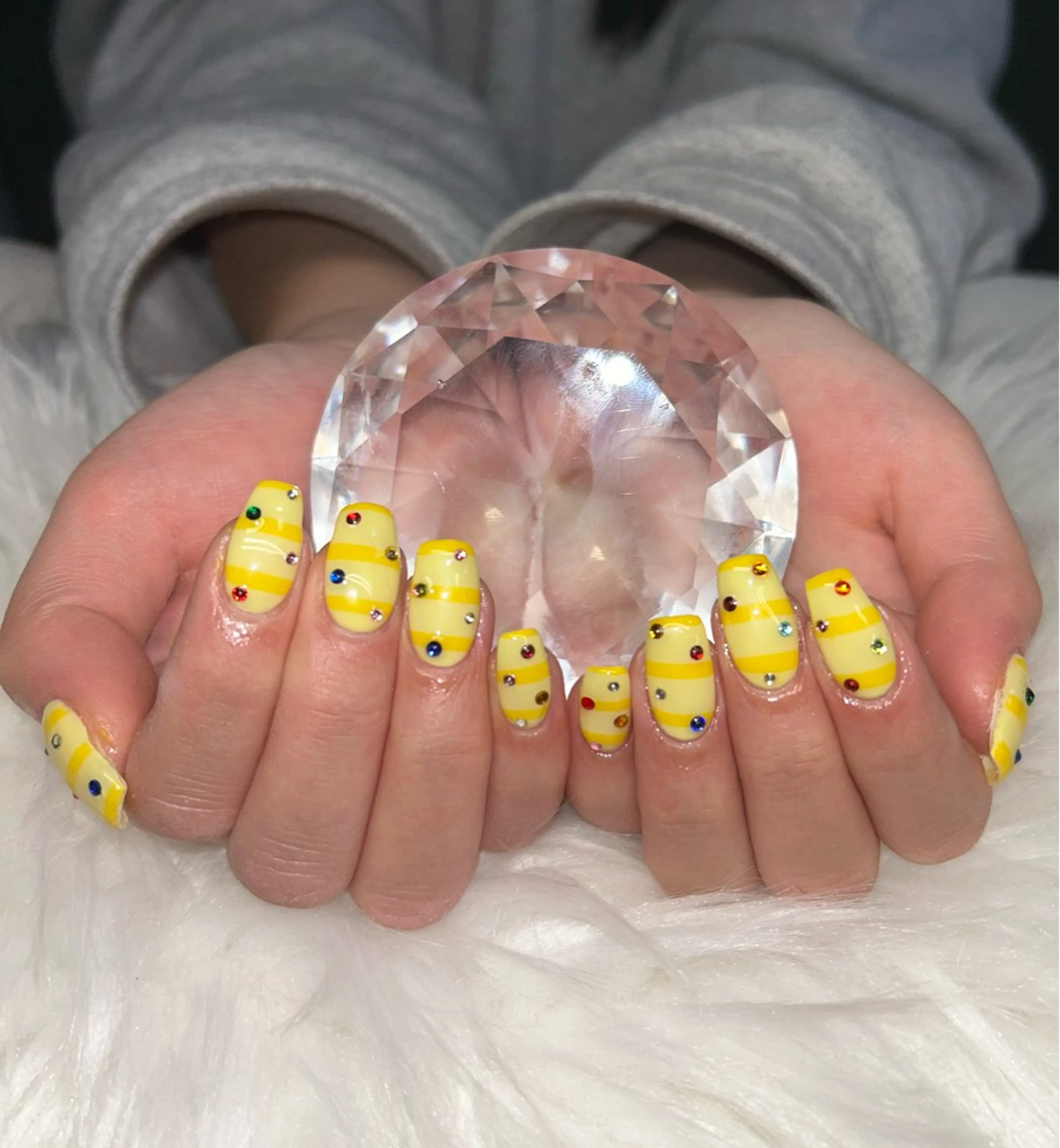 ネイル アートネイル オーロラネイル ボーダー チークネイル 長さ出し ハンドネイル Chan nailsのネイルデザイン