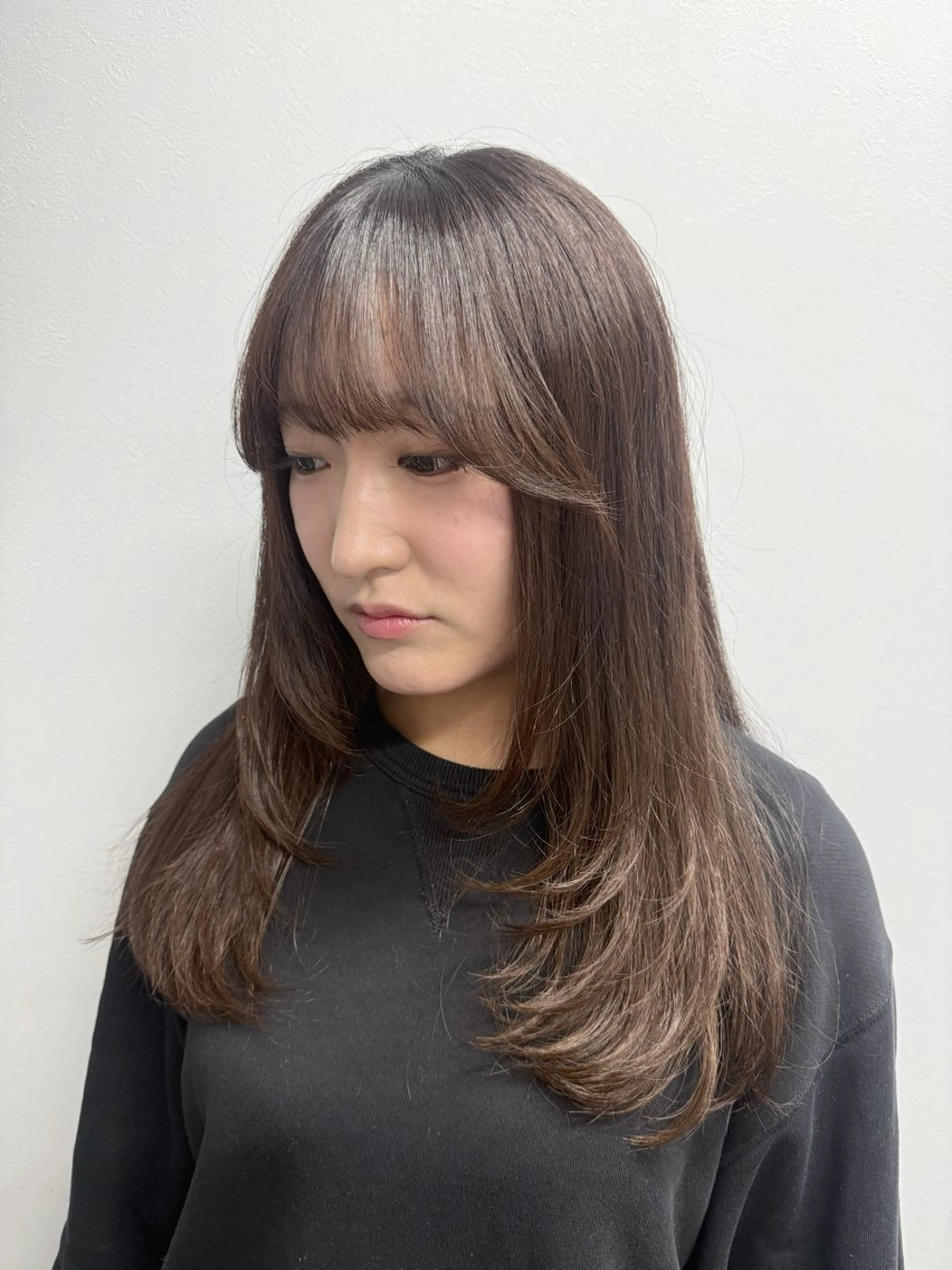 ロング カット ハイトーン×艶カラー 🤍MIZUKIのヘアスタイル