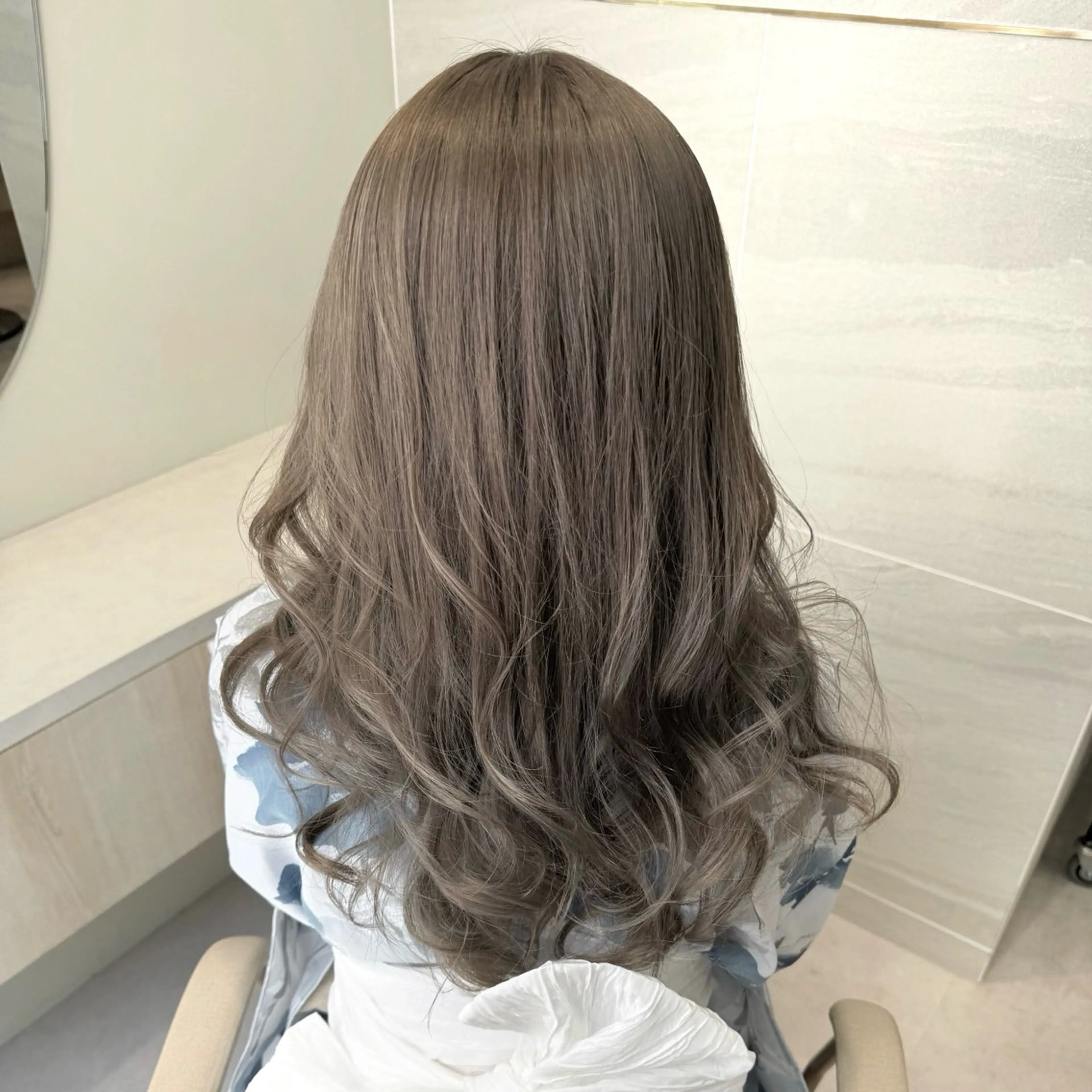 ロング カラー 似合わせカット 小顔カット 縮毛矯正 韓国風/小顔レイヤー /艶カラーのヘアスタイル