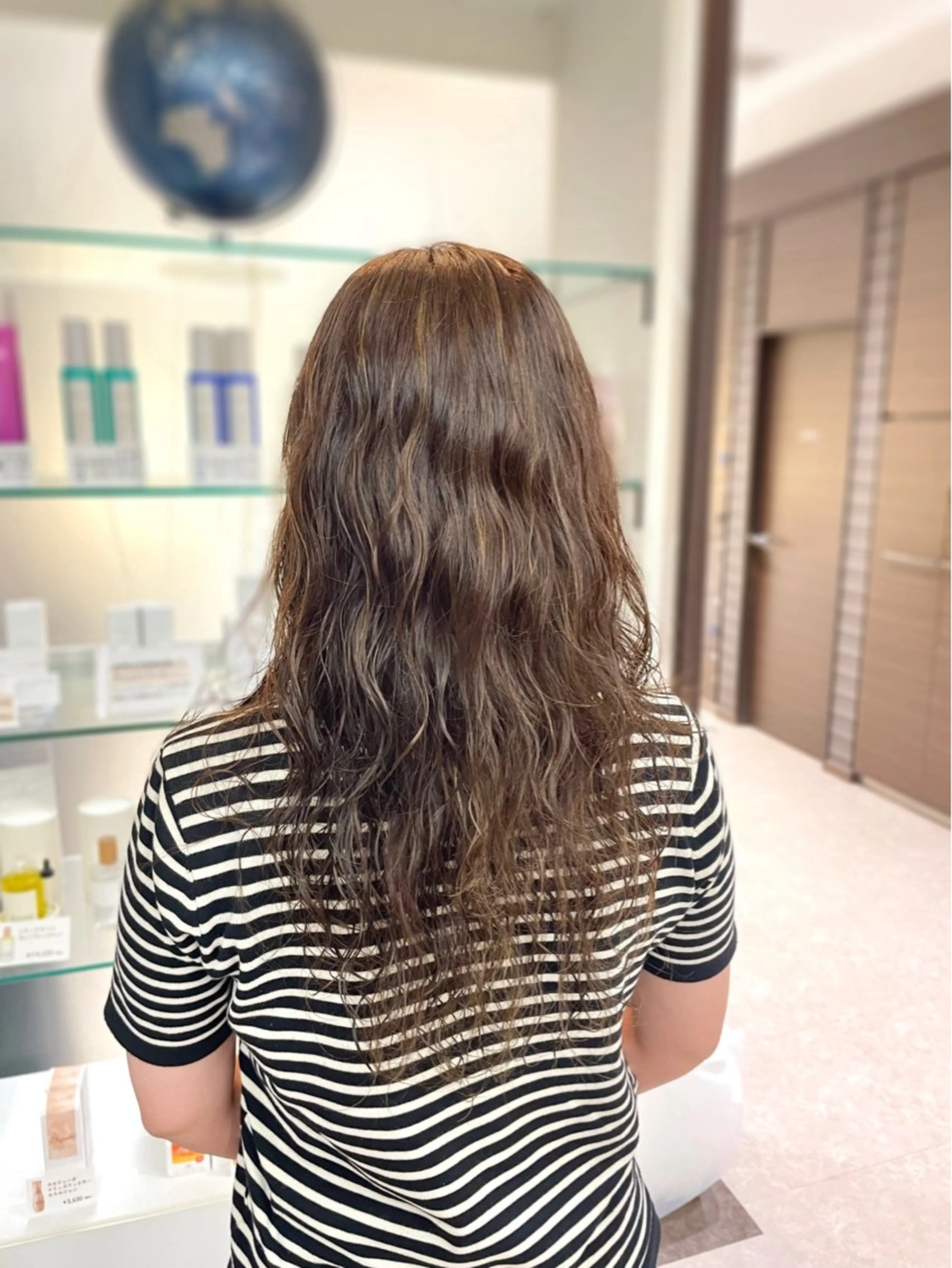 ロング パーマ ハイライト Bleu Terre所属・ブルーテーフ 大泉 遥愛のヘアスタイル