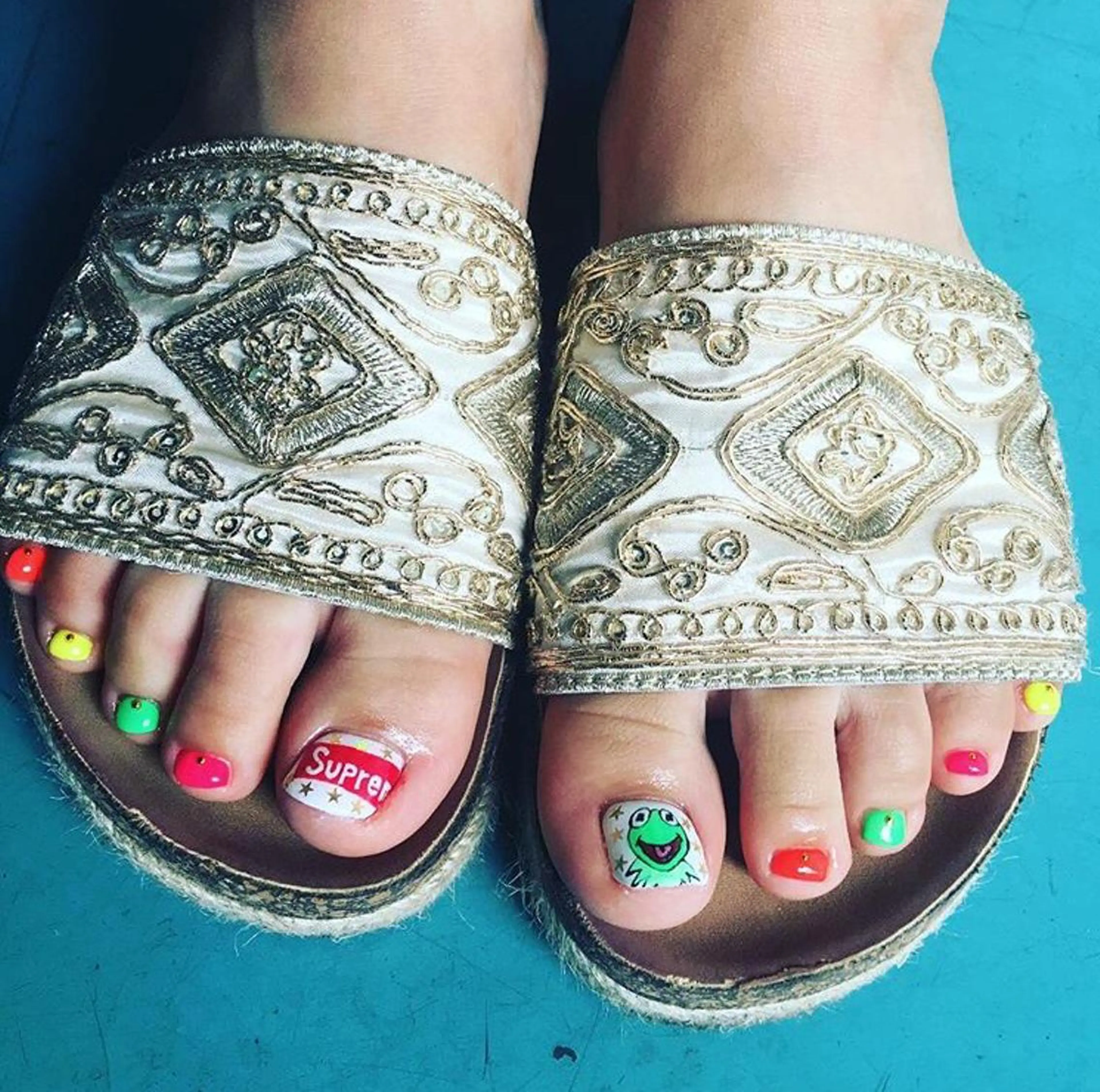 ネイル アートネイル フットネイル syuri nailのネイルデザイン