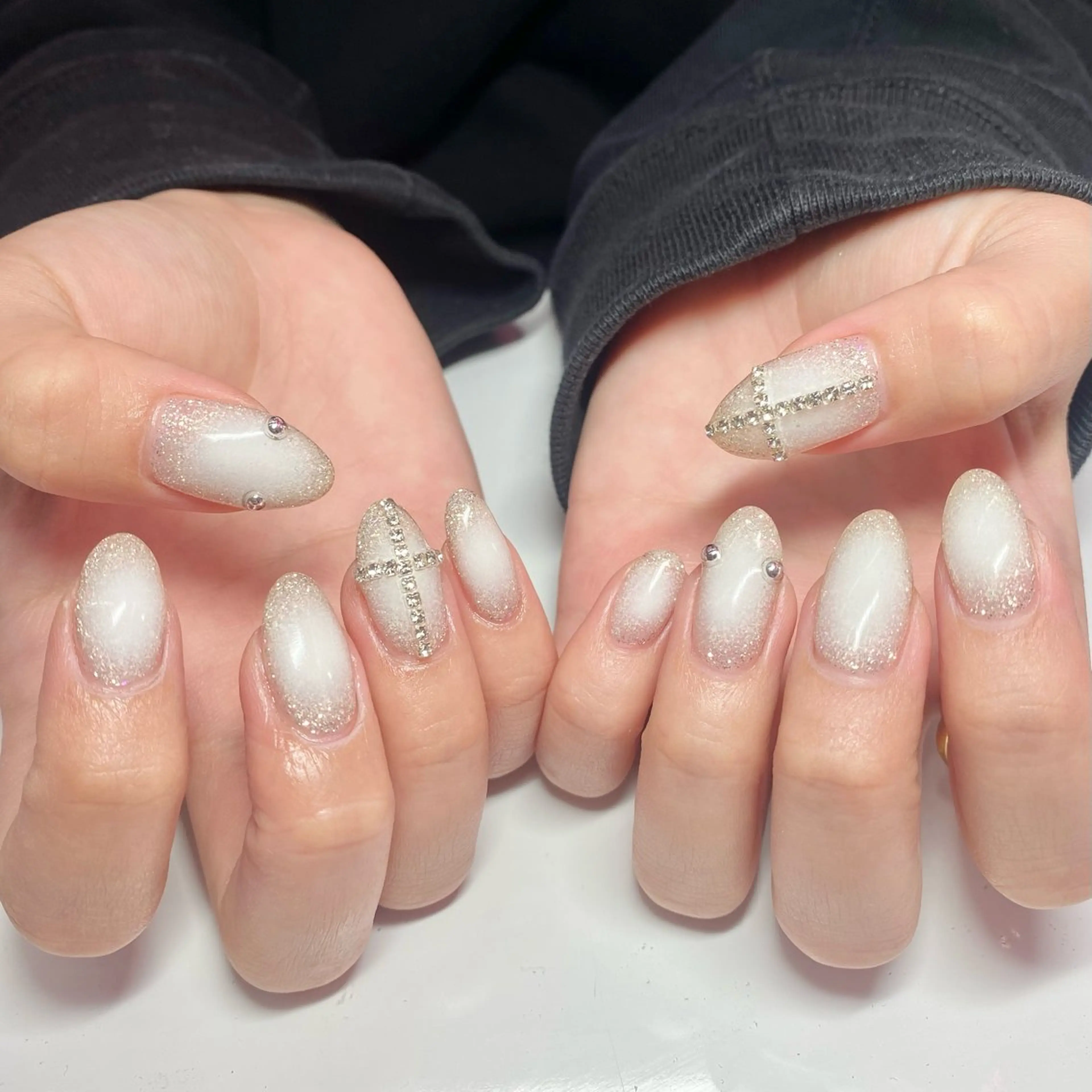 ネイル シンプルネイル 冬ネイル クリスマス ハンドネイル yuuka/池袋 🌙WOLTOKYOのネイルデザイン