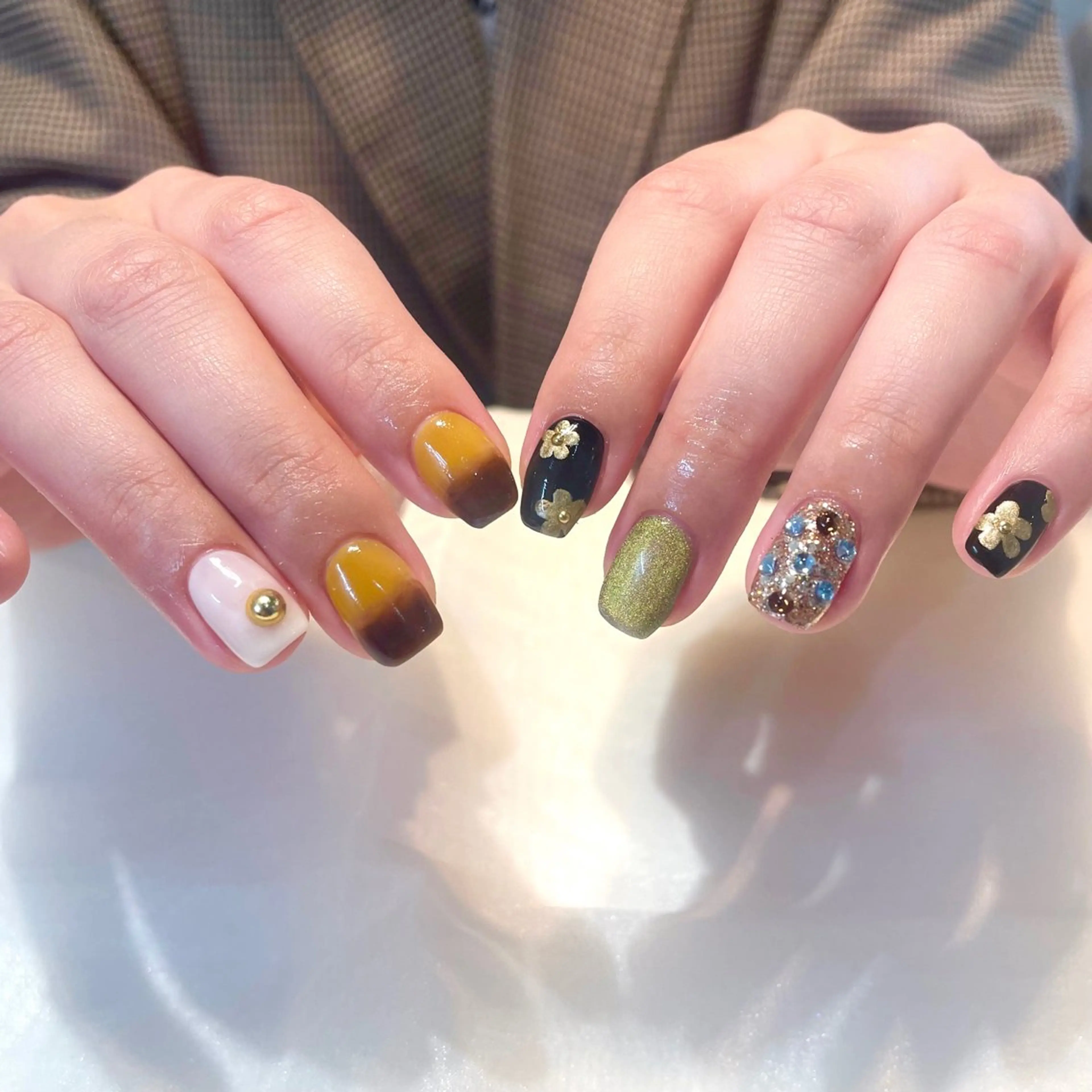 ネイル ハンドネイル 新井 ひなののネイルデザイン